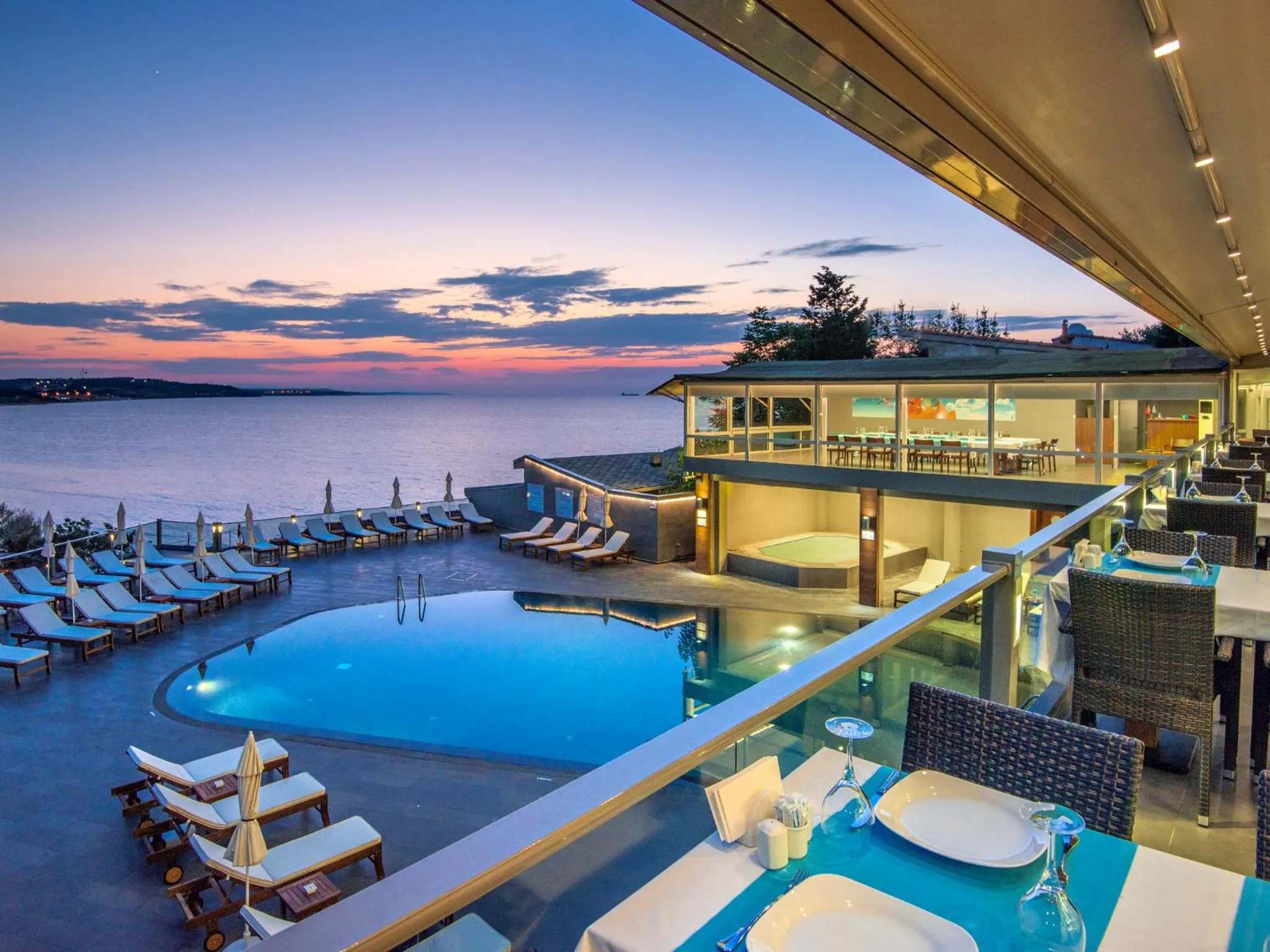 Restaurant/places to eat in Kilya Hotel