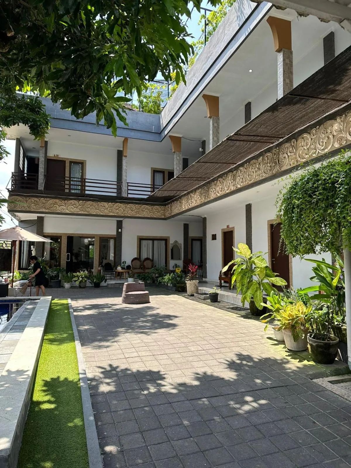 Property building in Pudak Sari Homestay