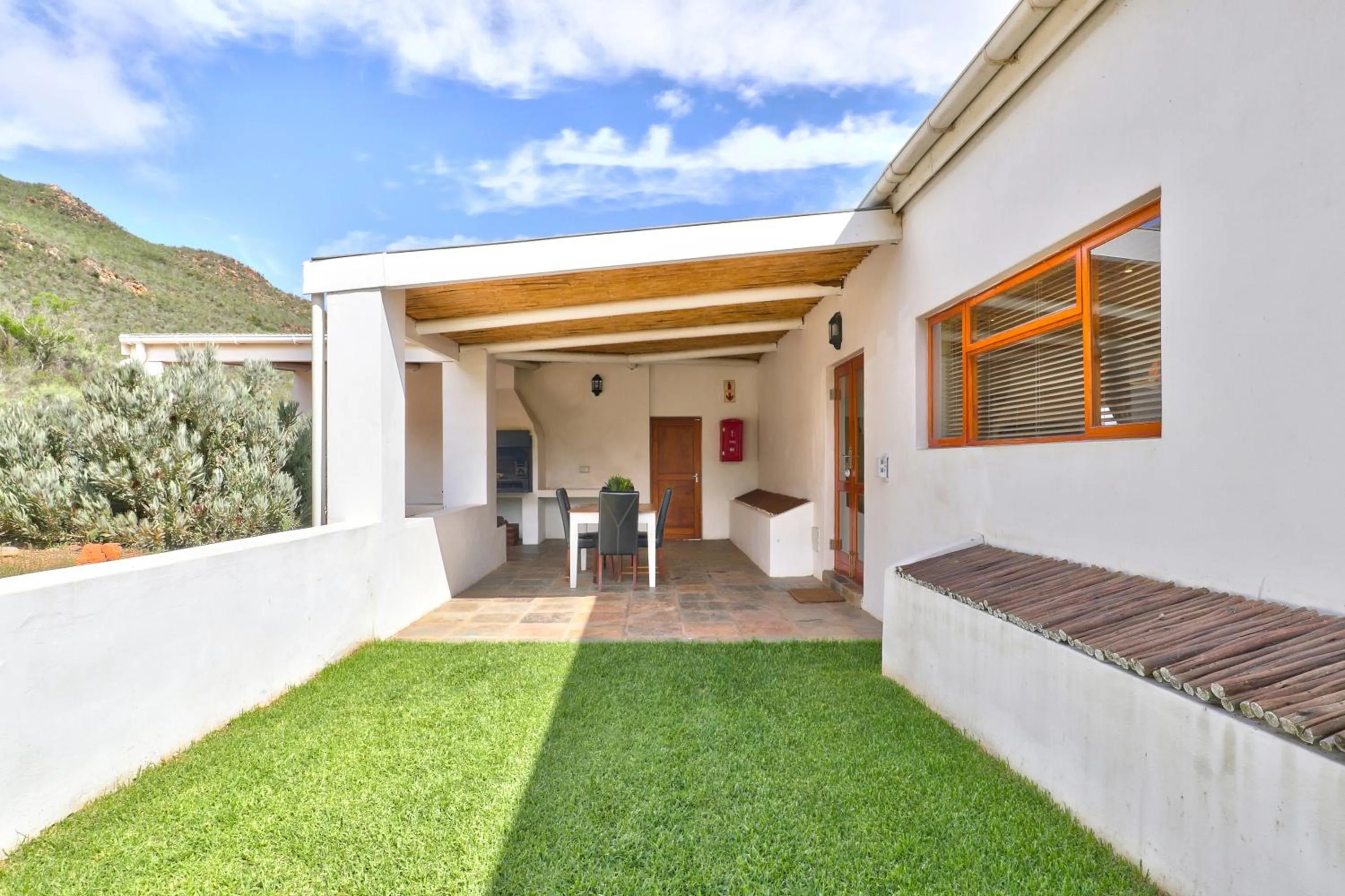 Patio in Orange Grove