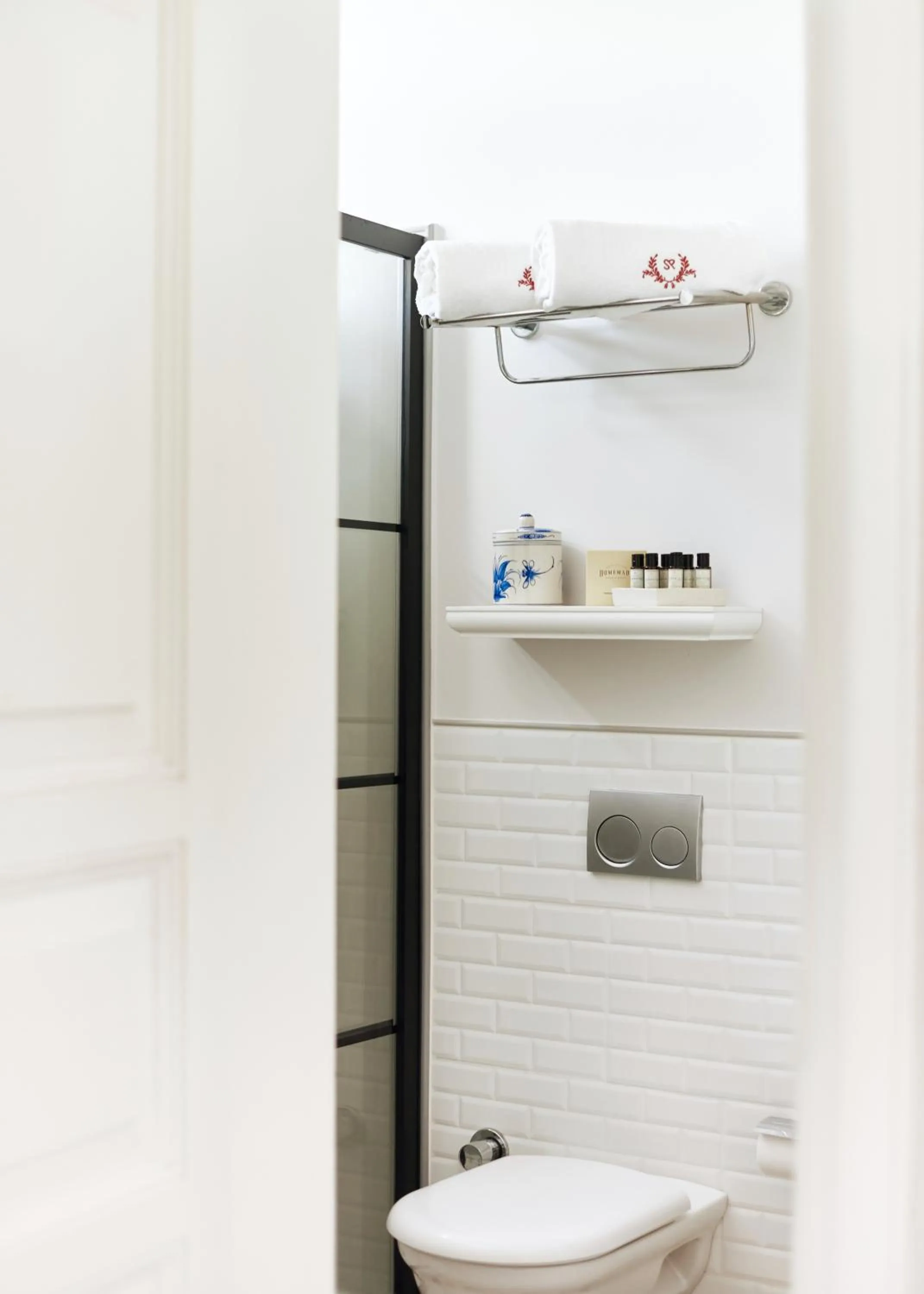 Toilet in Büyükada Splendid Palace Hotel