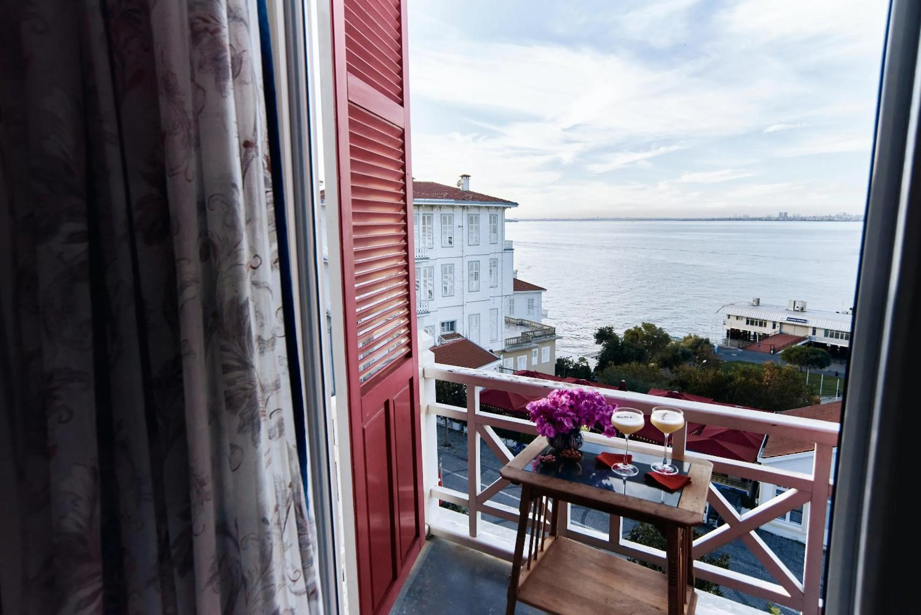Natural landscape in Büyükada Splendid Palace Hotel