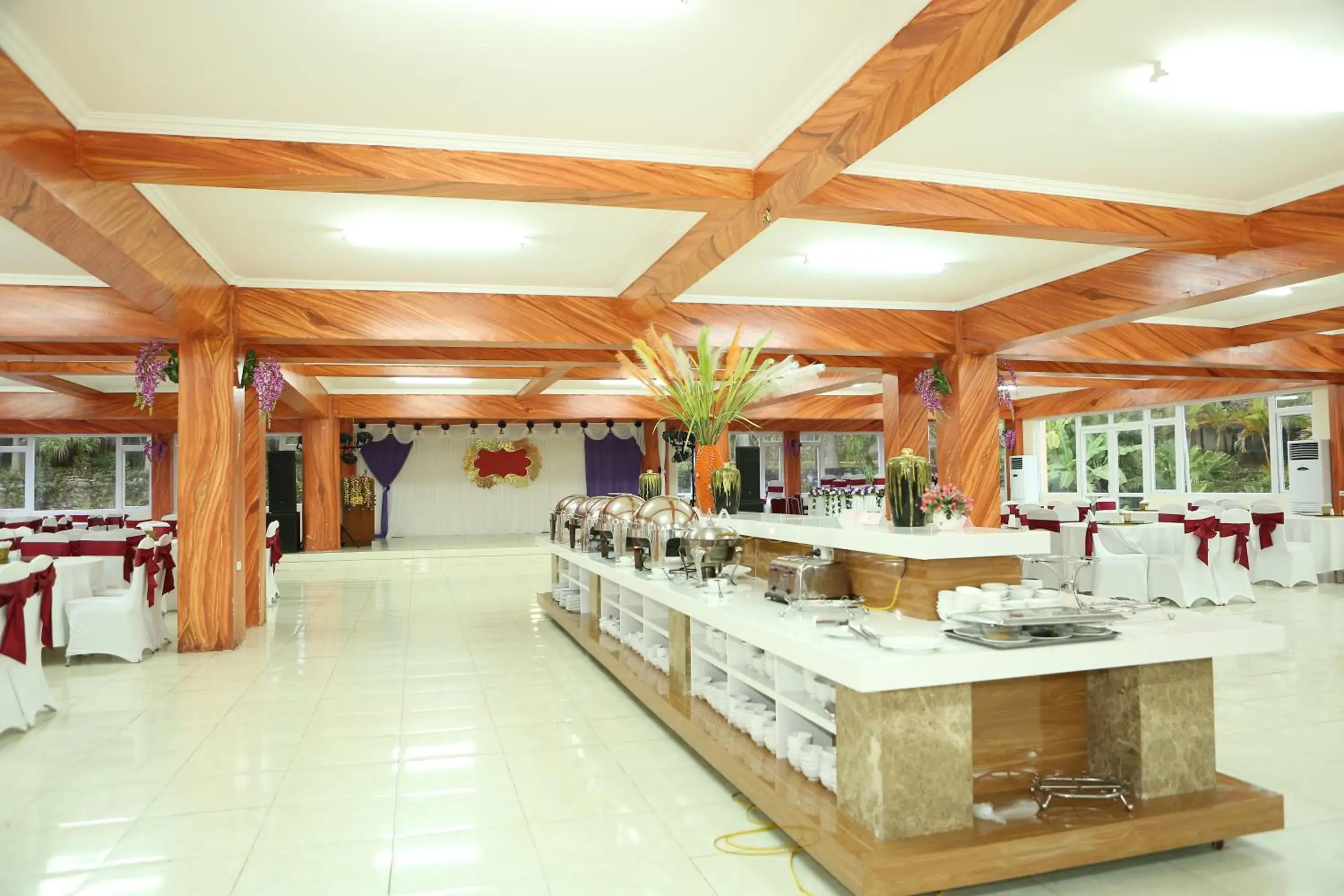 Restaurant/places to eat in Muong Thanh Lai Chau Hotel Restaurant/places to eat in Muong Thanh Lai Chau Hotel