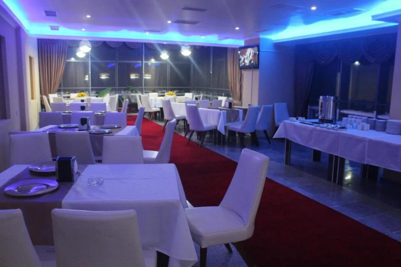 Restaurant/Places to Eat in Argo Hotel