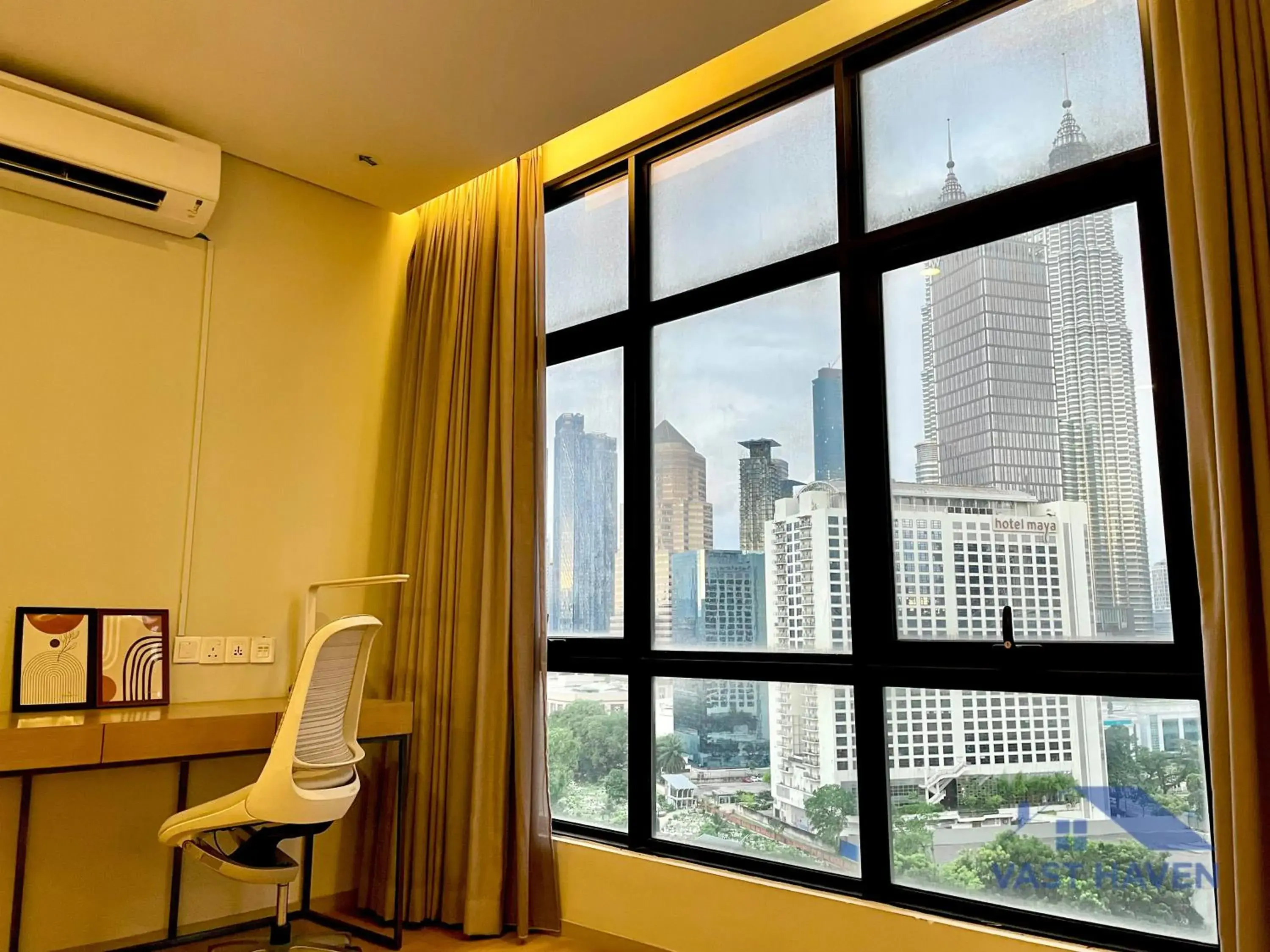 City view in 188 Suites KLCC by VastHaven City view in 188 Suites KLCC by VastHaven