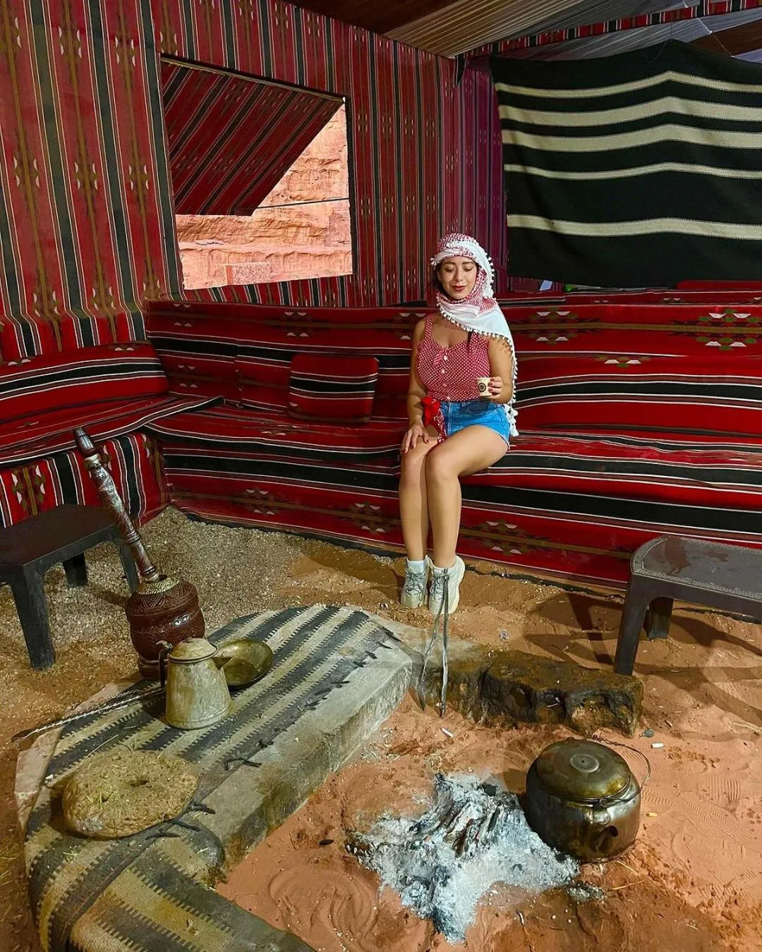 People in Wadirum winter