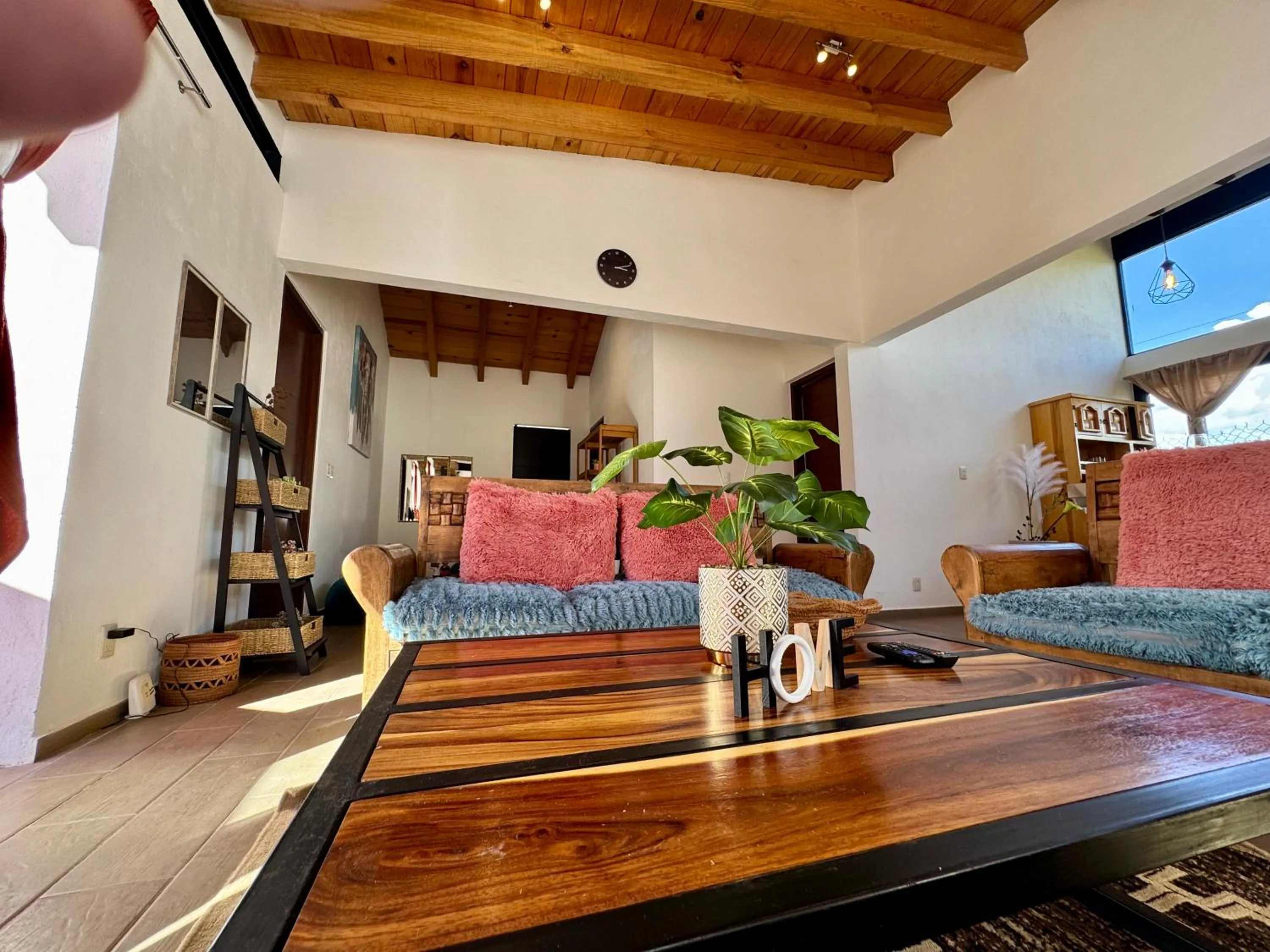 Living room in Encino House Hotel Boutique