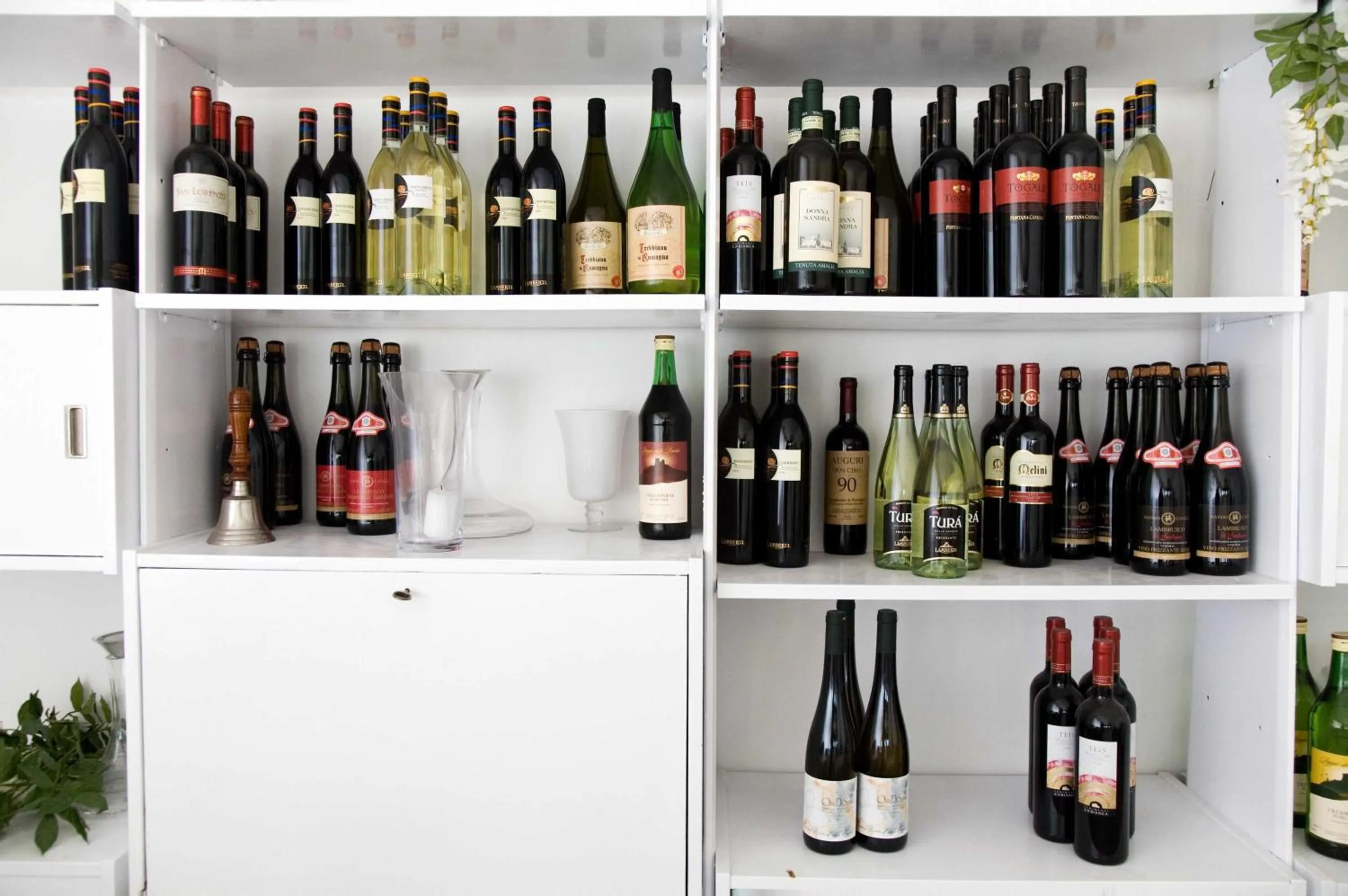 Alcoholic drinks in Hotel Heaven