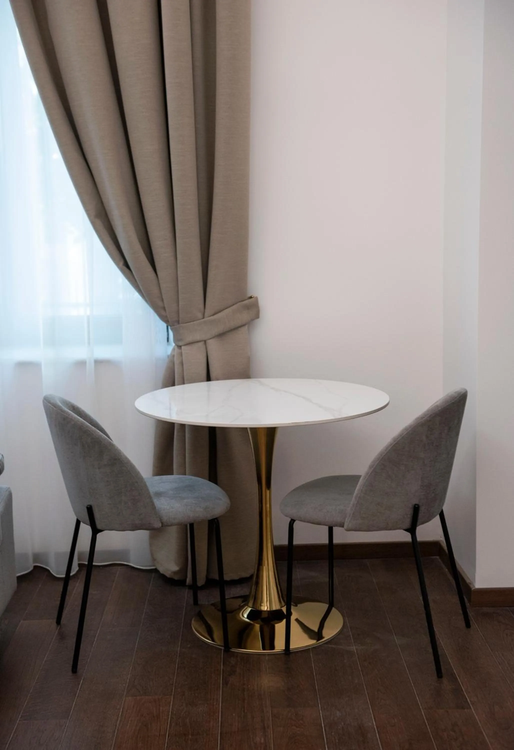 Decorative detail in Jensen Luxury Suites