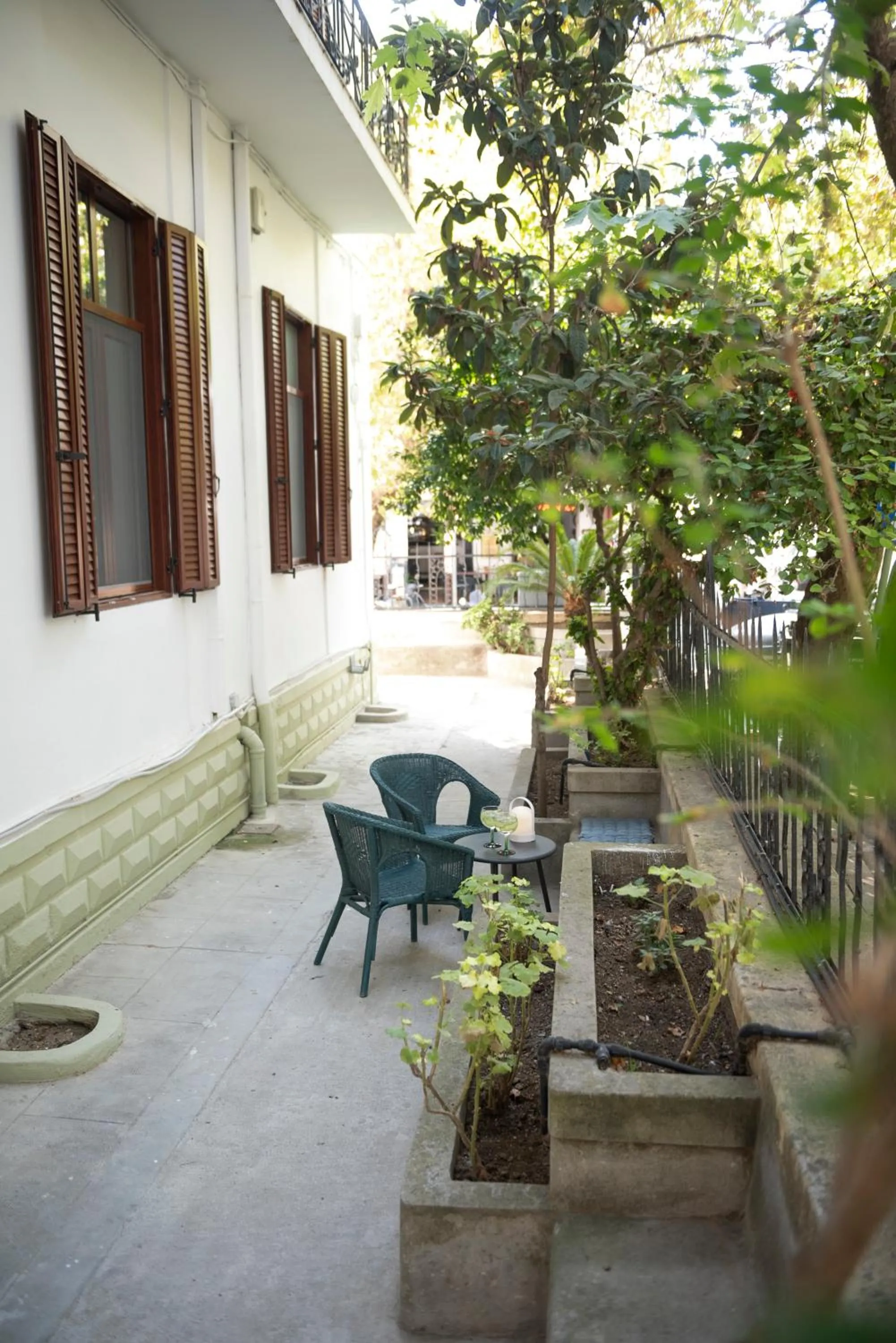 Day in Jensen Luxury Suites