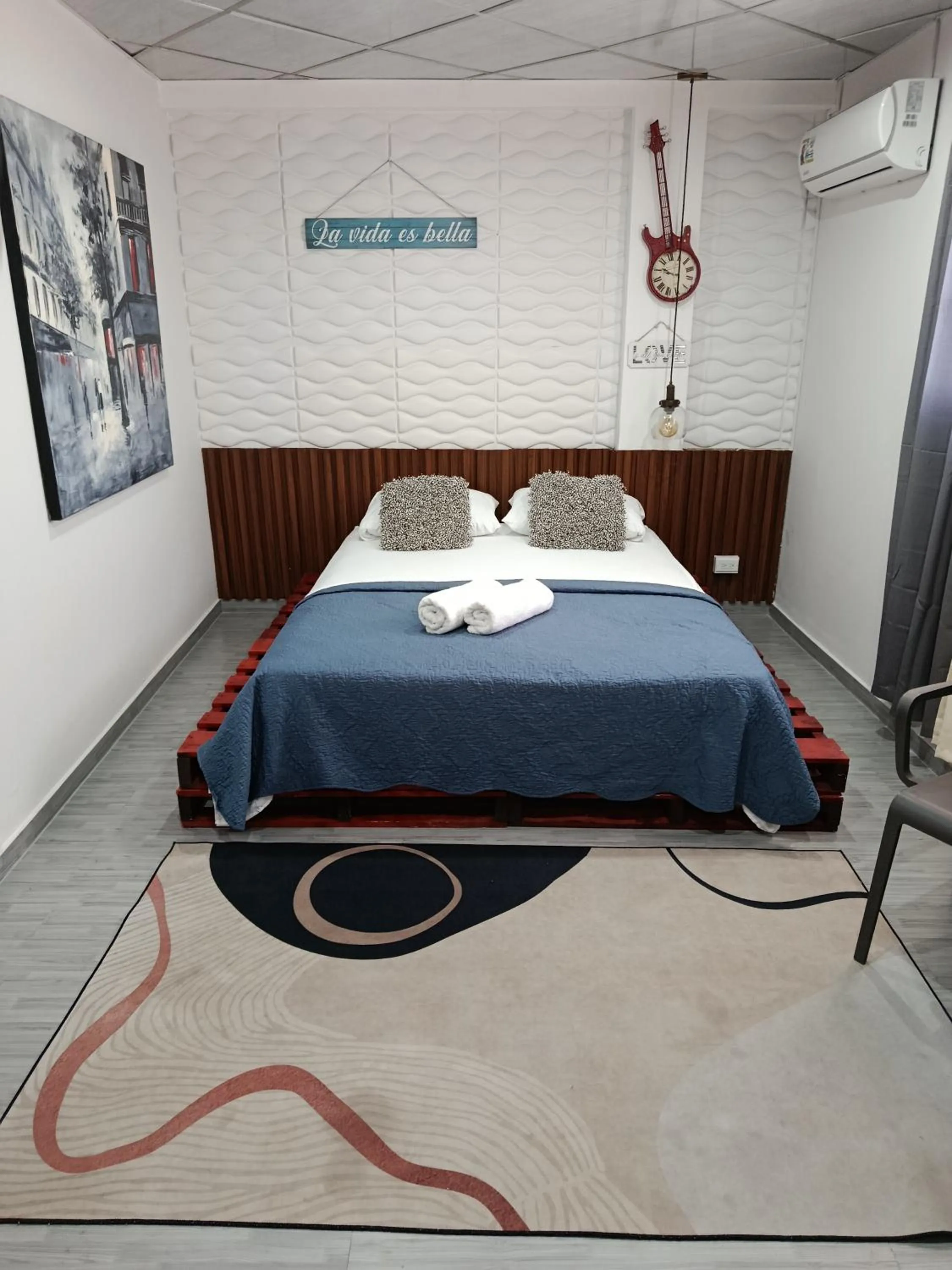 Bedroom, Bed in Hostal Cigarra