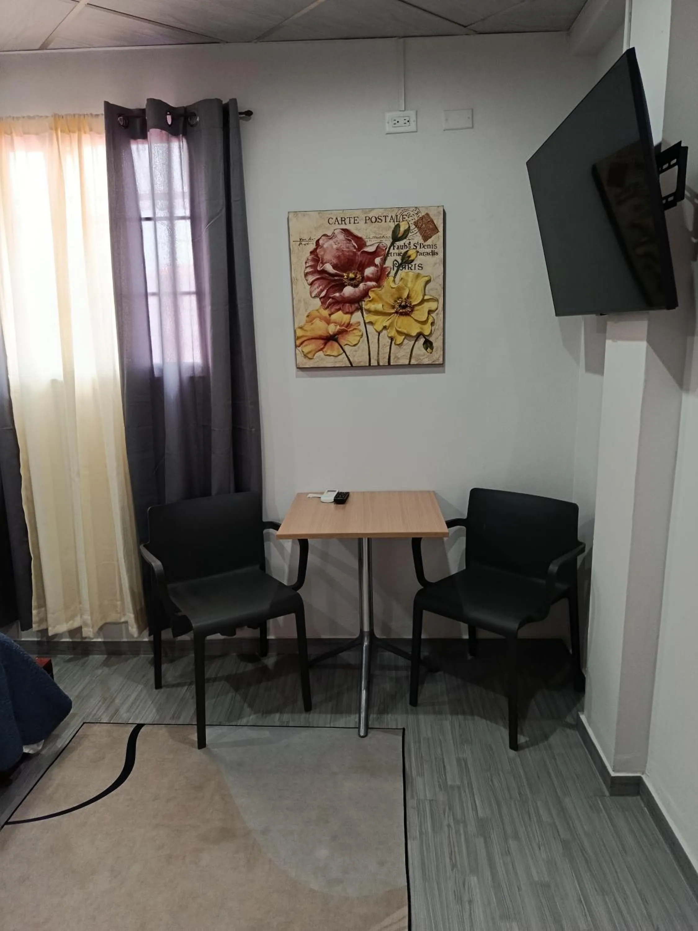 Seating area in Hostal Cigarra