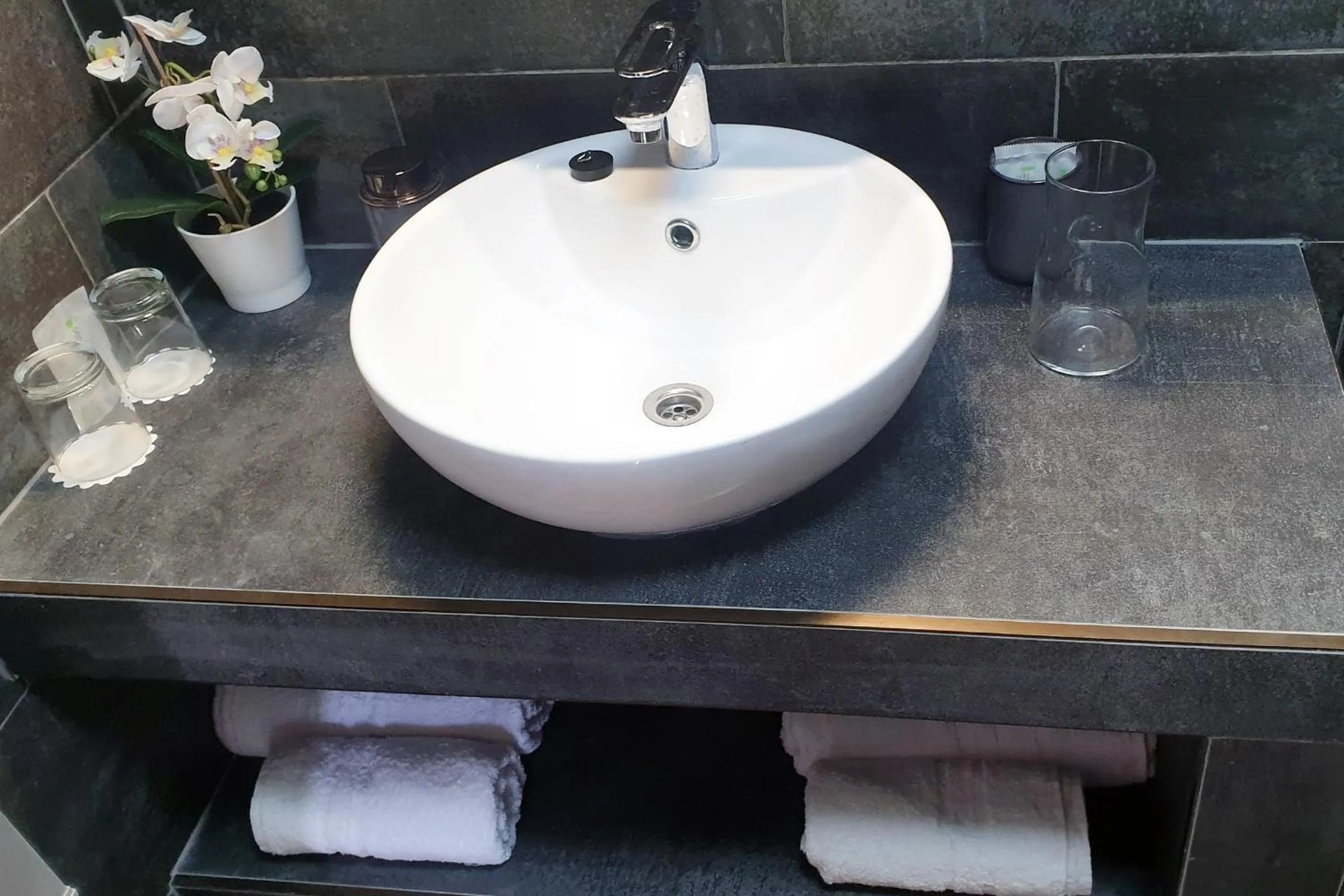 Toilet in The Luxo Wine Museum Hotel