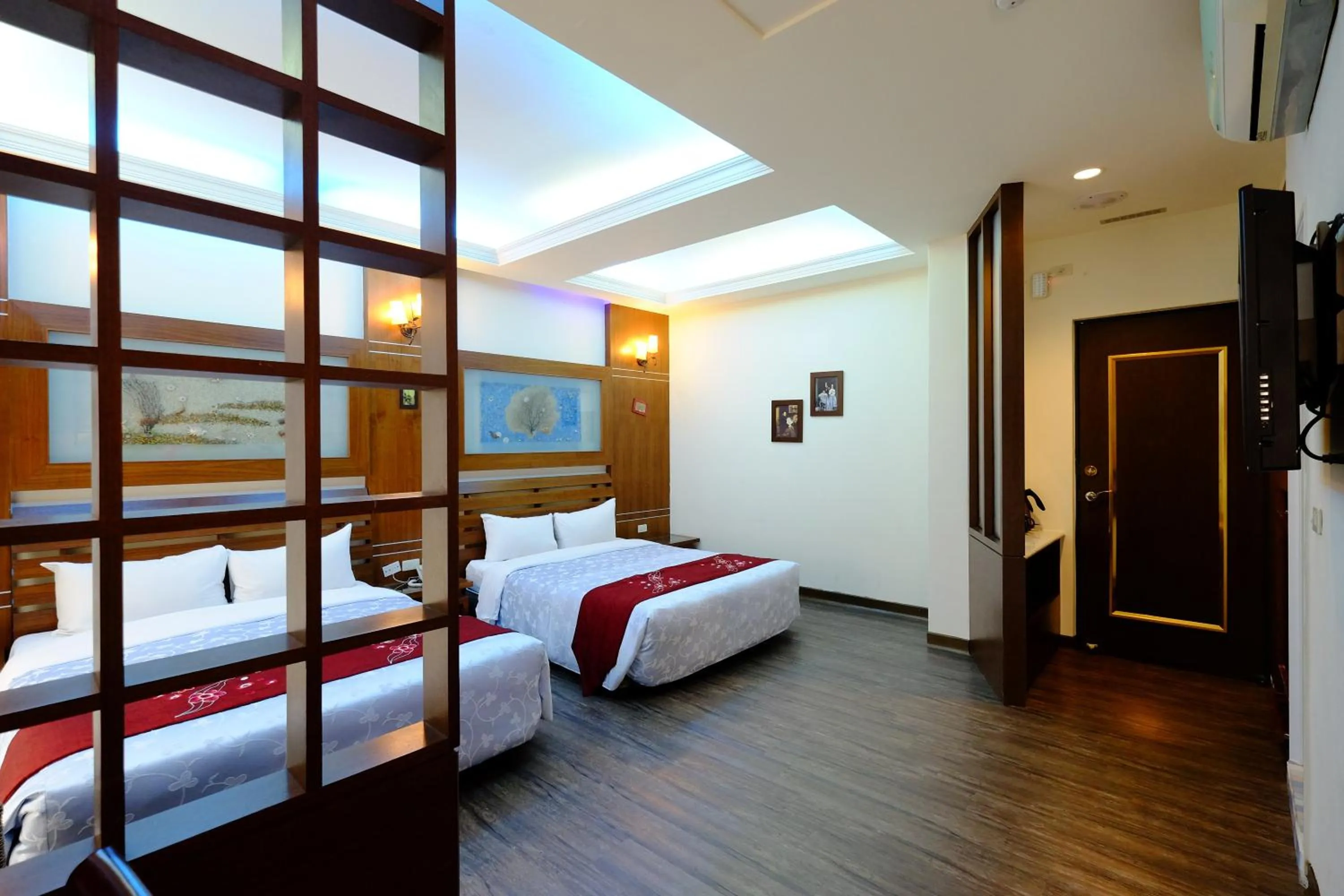 Decorative detail, Bed in Haiye Guest House