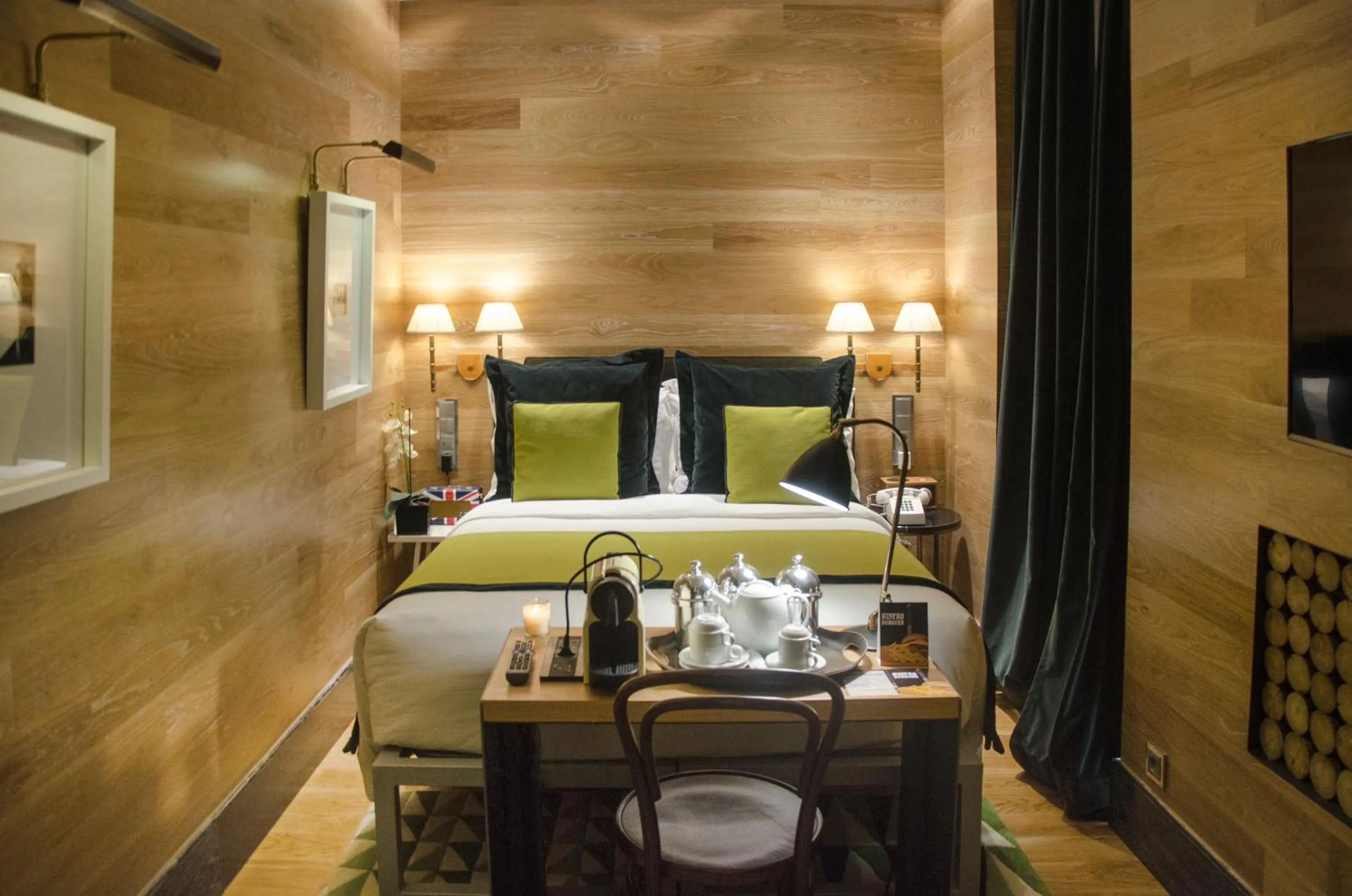 Bed in Browns Central Hotel