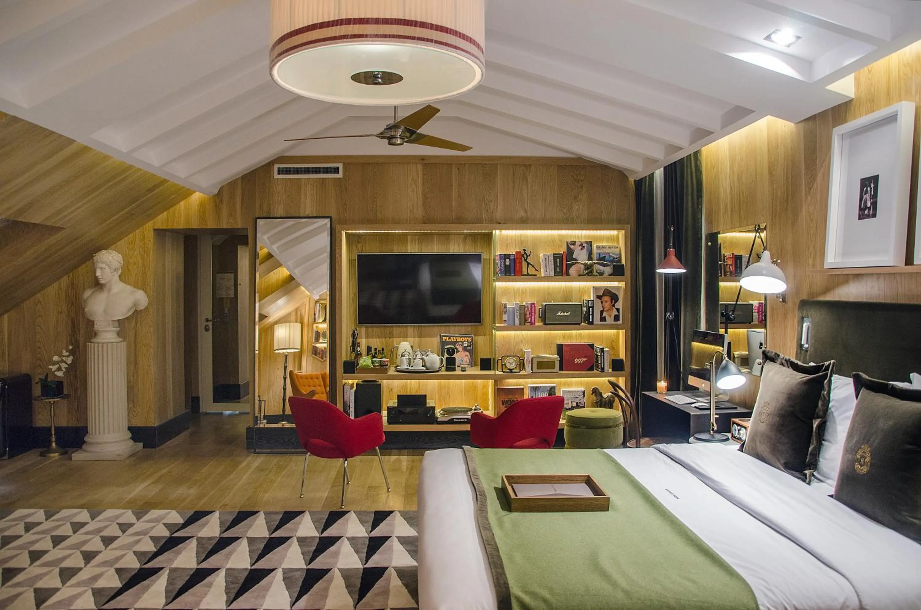 Bed in Browns Central Hotel