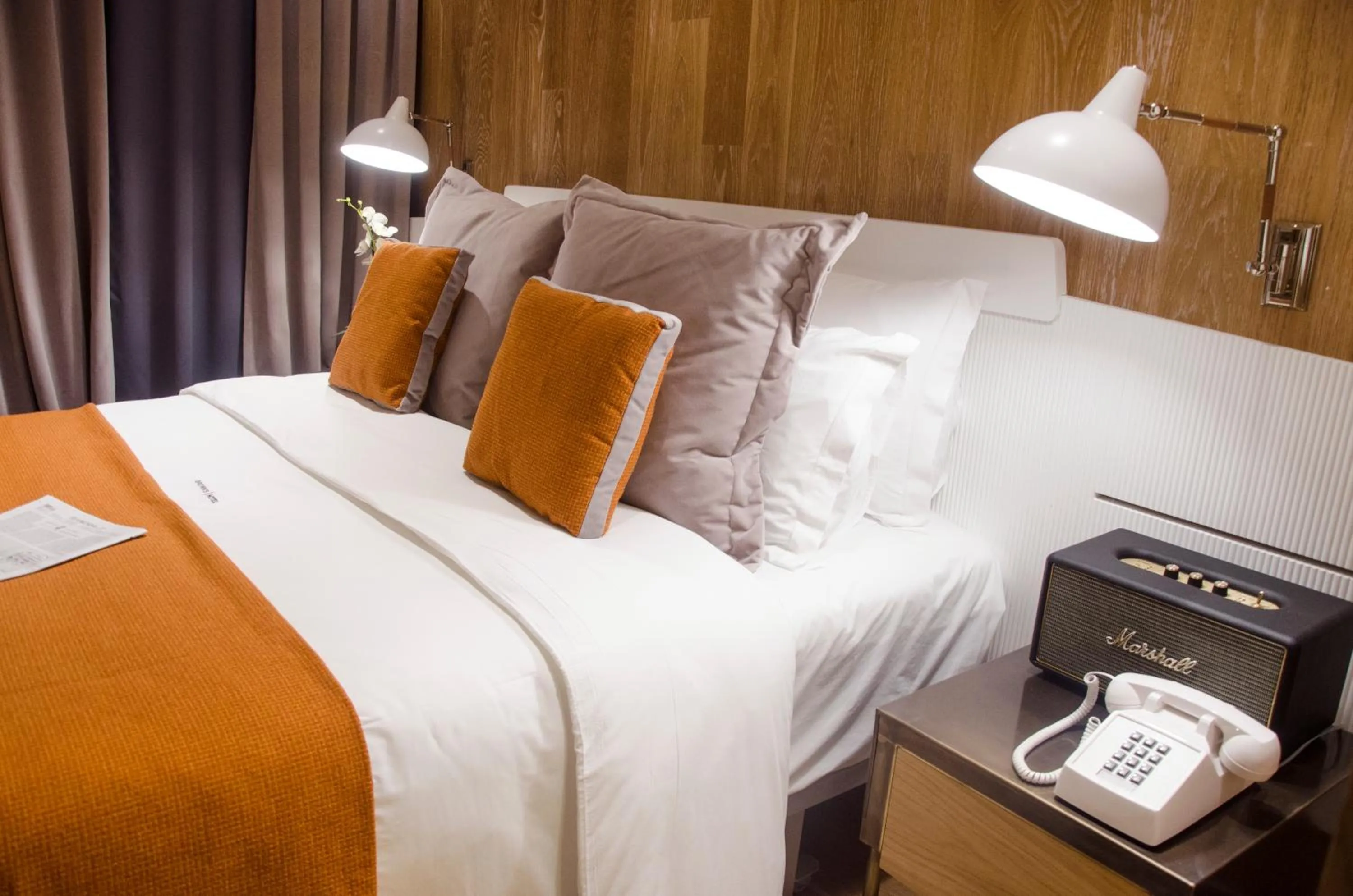 Other, Bed in Browns Central Hotel