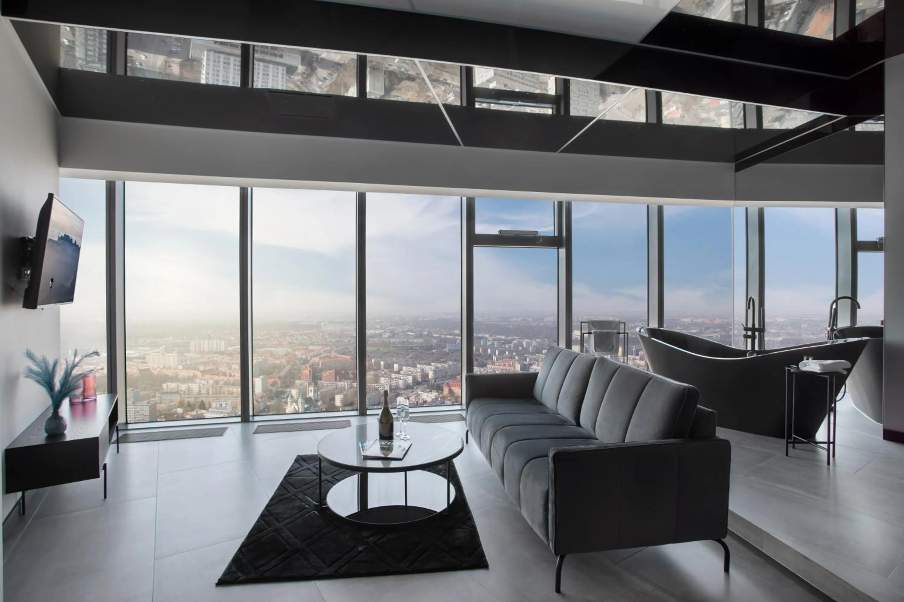 Bird's eye view in In The Sky - Apartamenty w Sky Tower