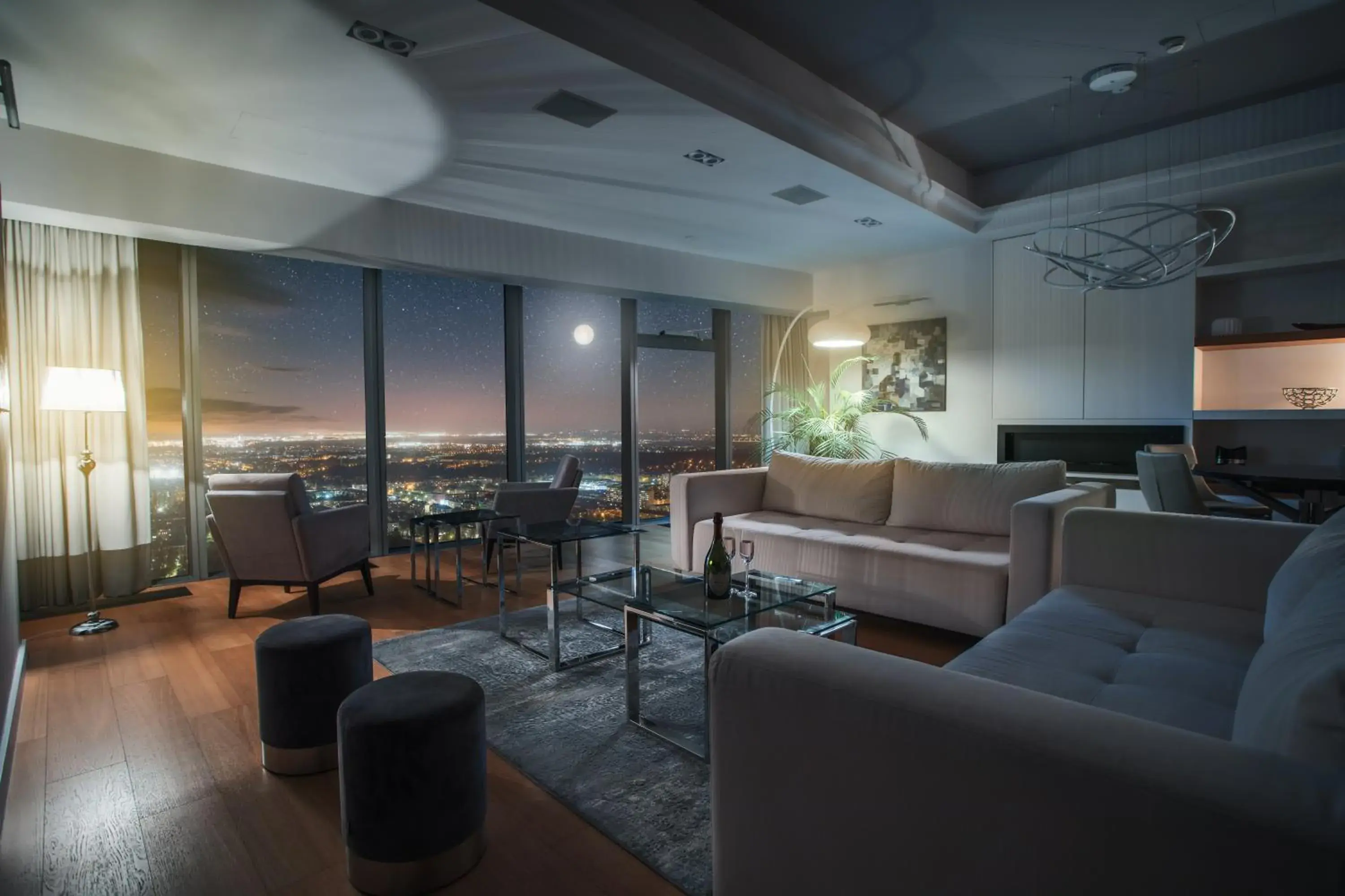 Luxury Suite with Sauna in Sky Tower Apartamenty - In The Sky Apartments Luxury Suite with Sauna in Sky Tower Apartamenty - In The Sky Apartments