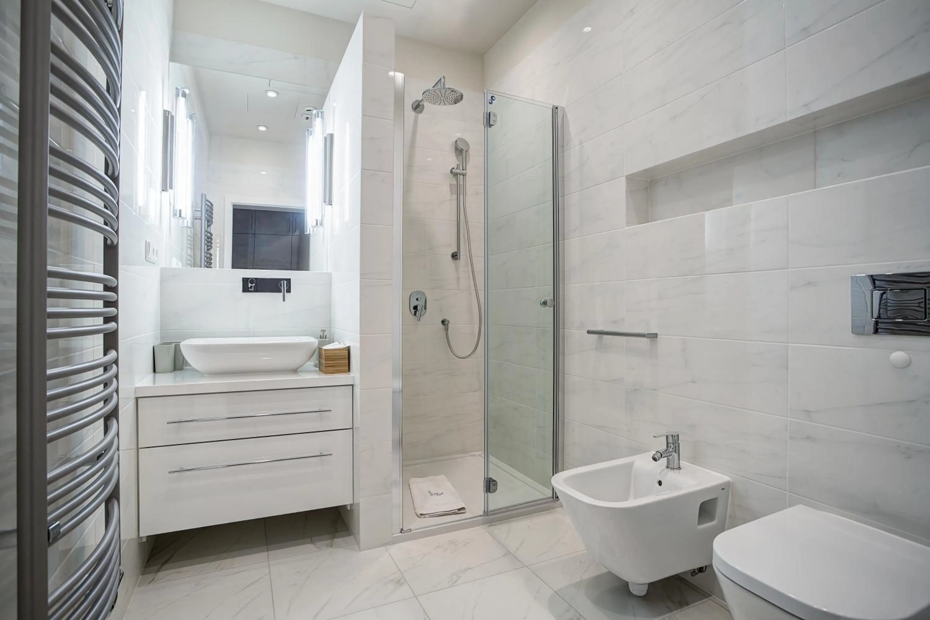 Shower in In The Sky - Apartamenty w Sky Tower