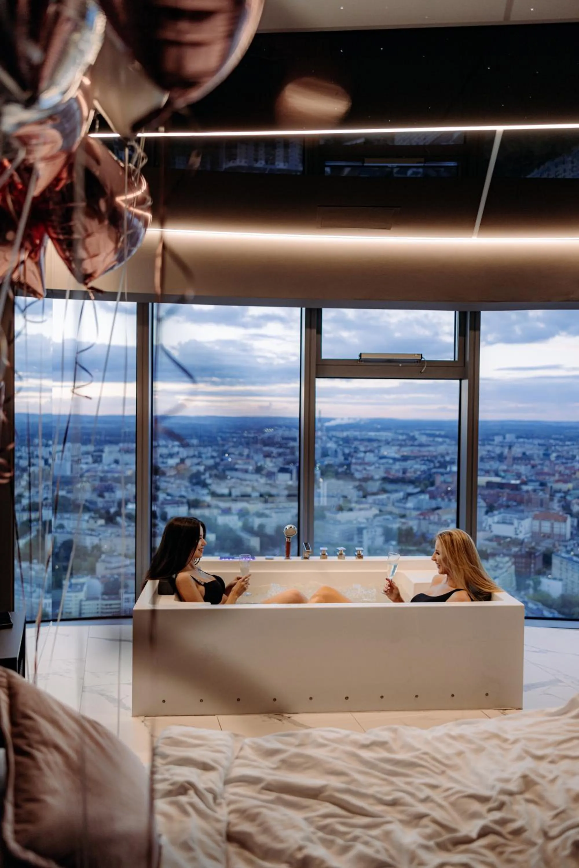 Photo of the whole room in In The Sky - Apartamenty w Sky Tower