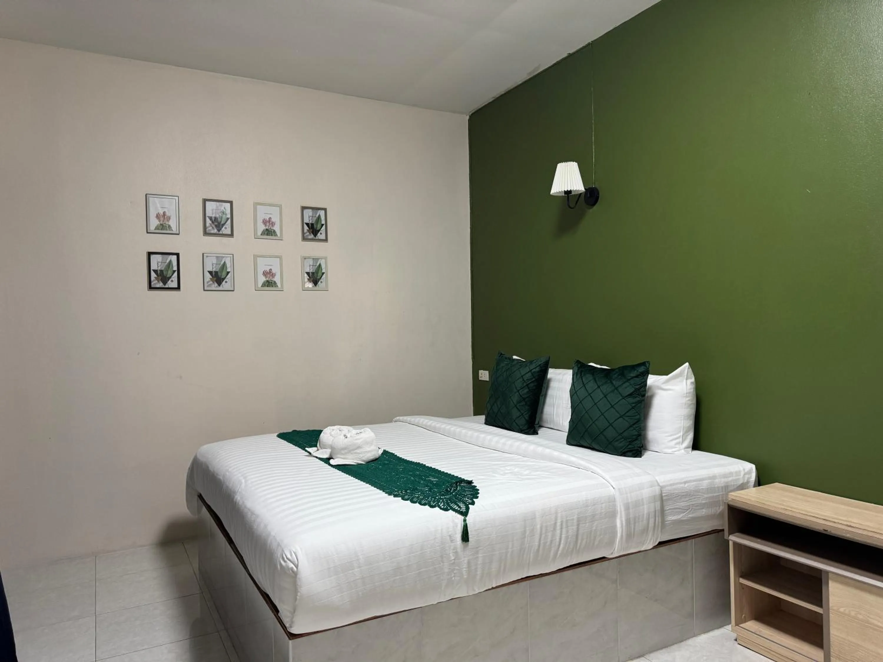 Bed in Paksina Hotel