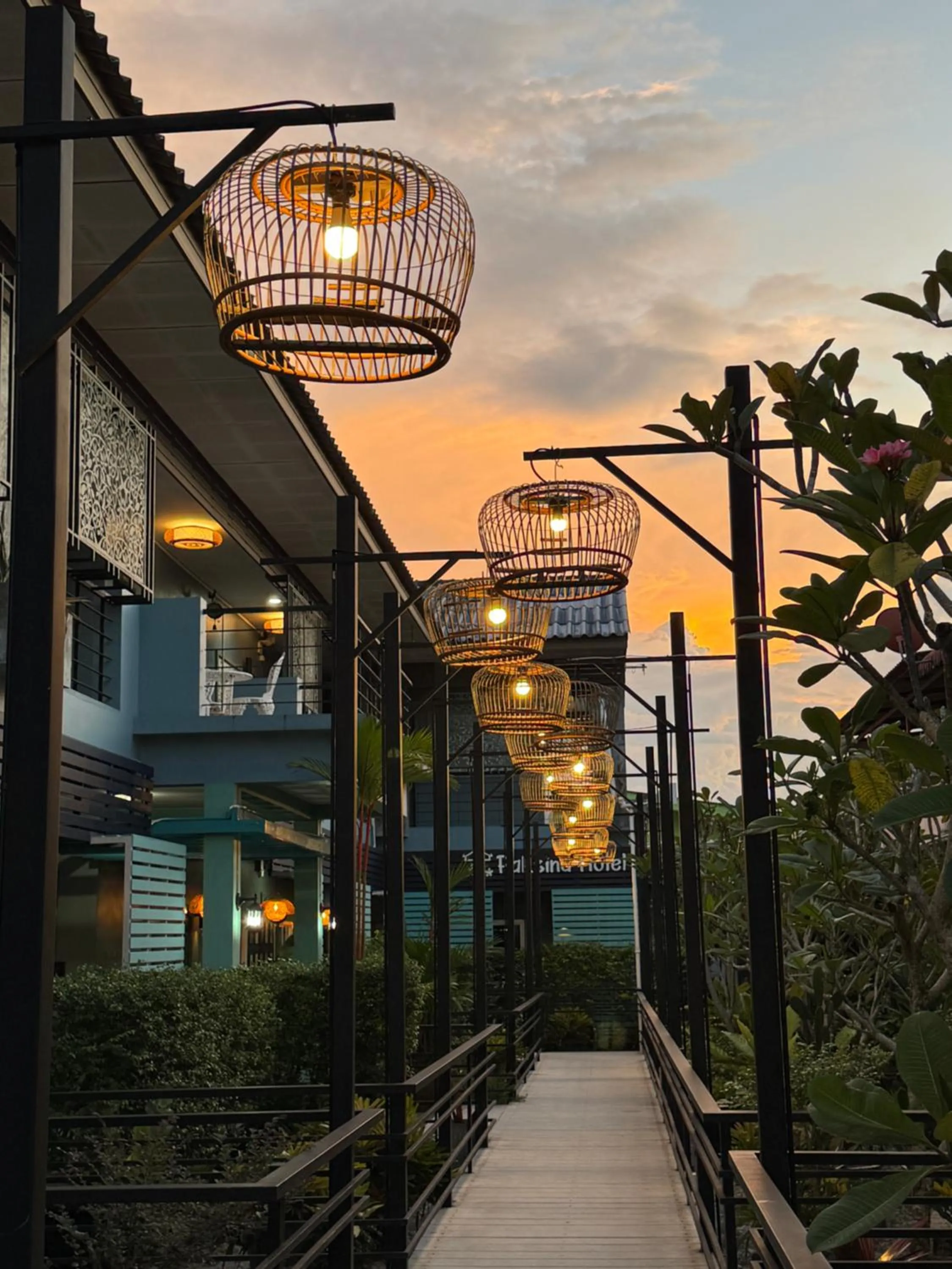 Property building in Paksina Hotel