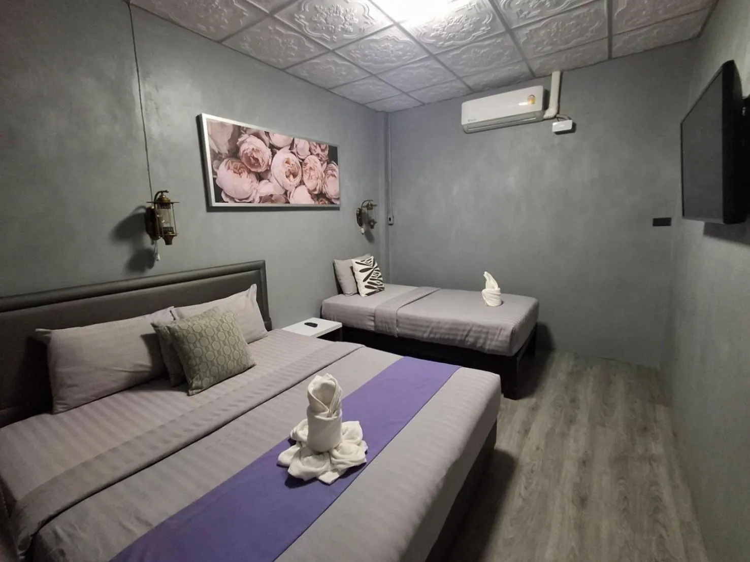 Bed in Paksina Hotel