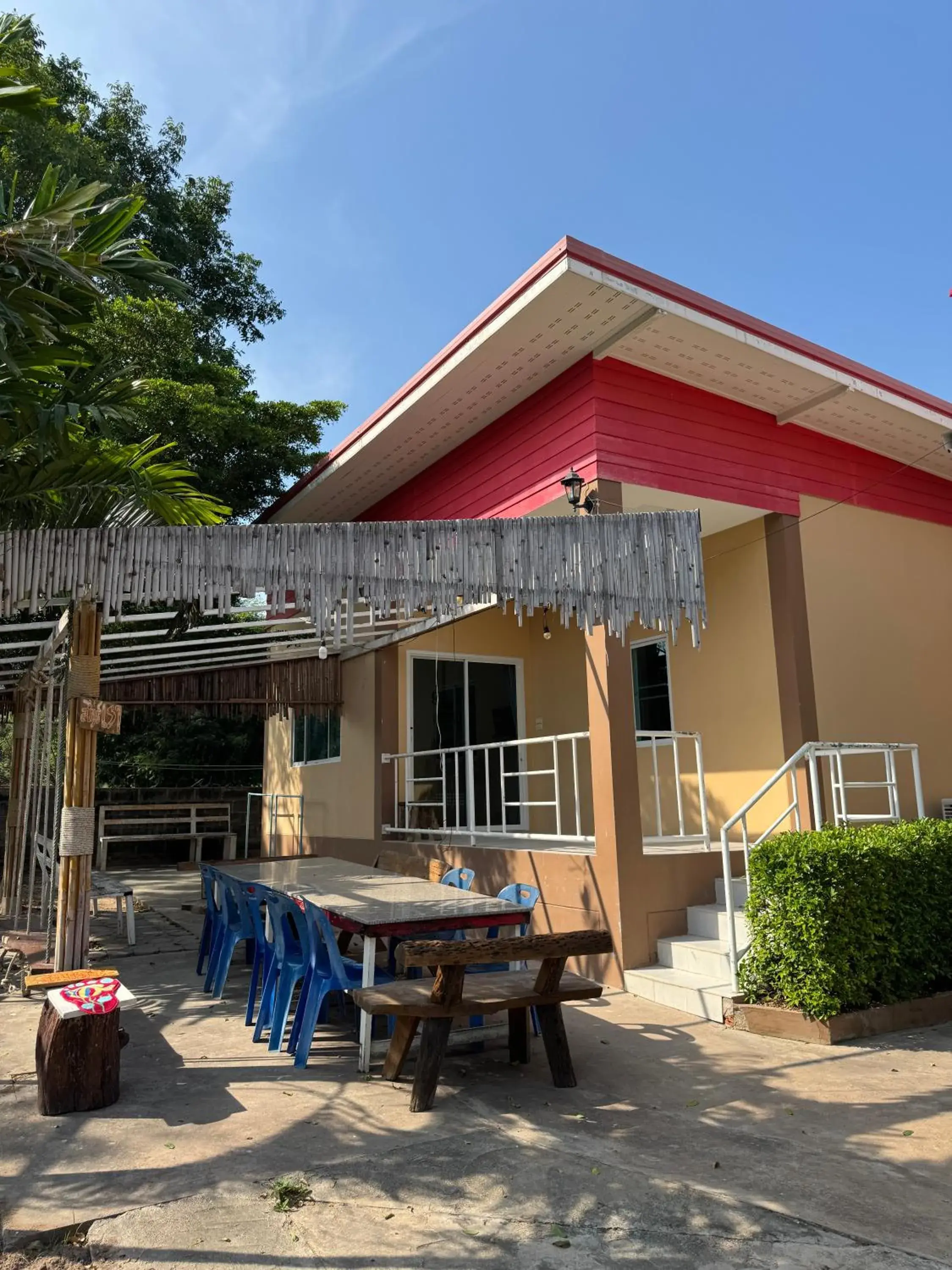 Two-Bedroom Bungalow in Rang Noknoy Resort at Kohlarn Two-Bedroom Bungalow in Rang Noknoy Resort at Kohlarn