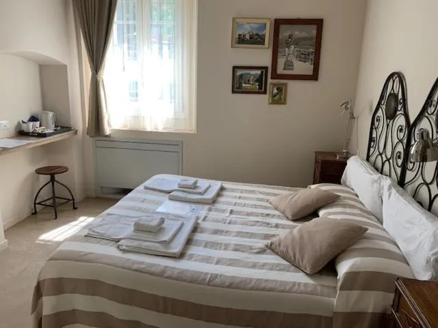 Photo of the whole room in Balbianino