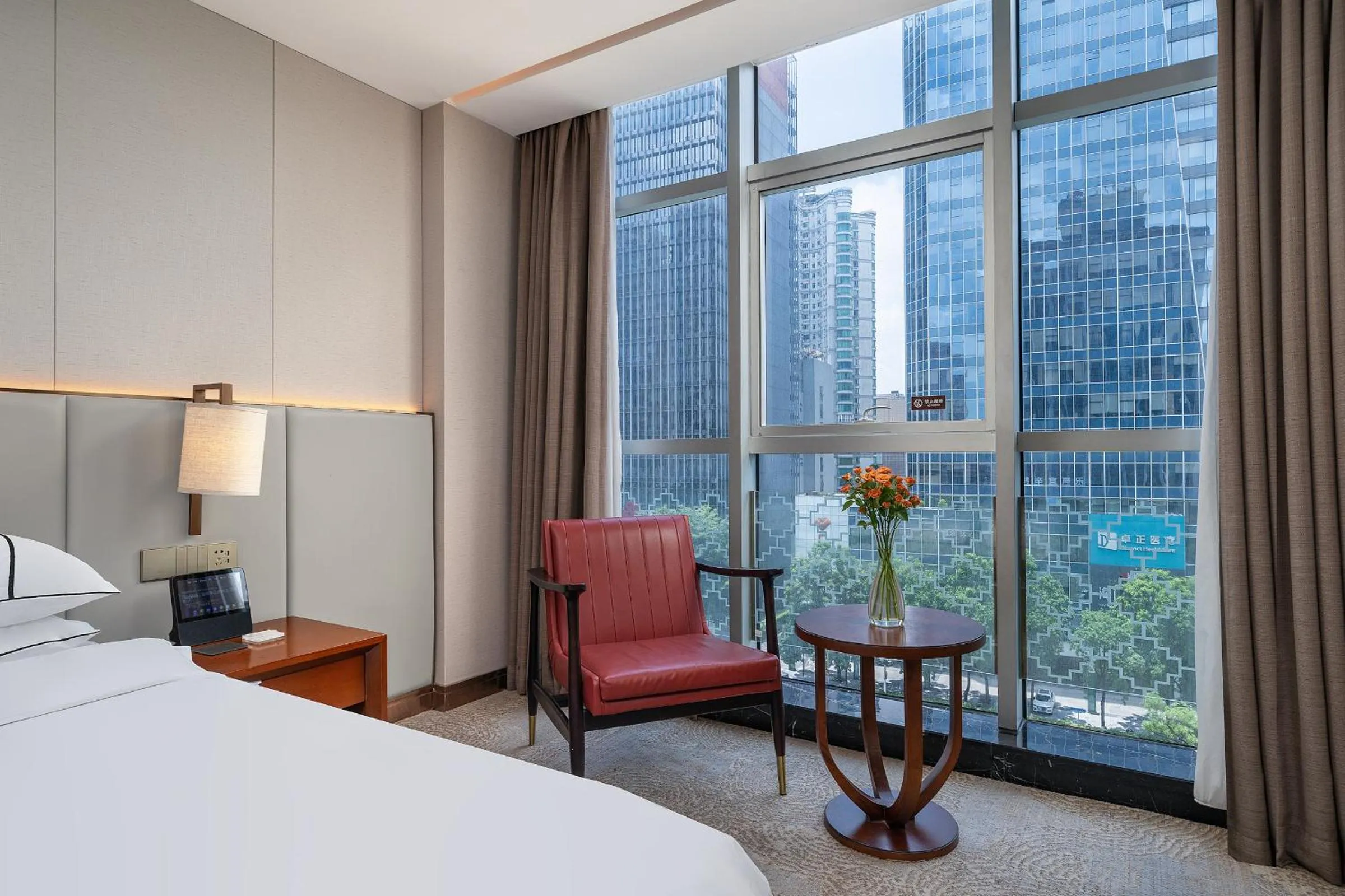 hair dresser, Bed in Echeng Hotel