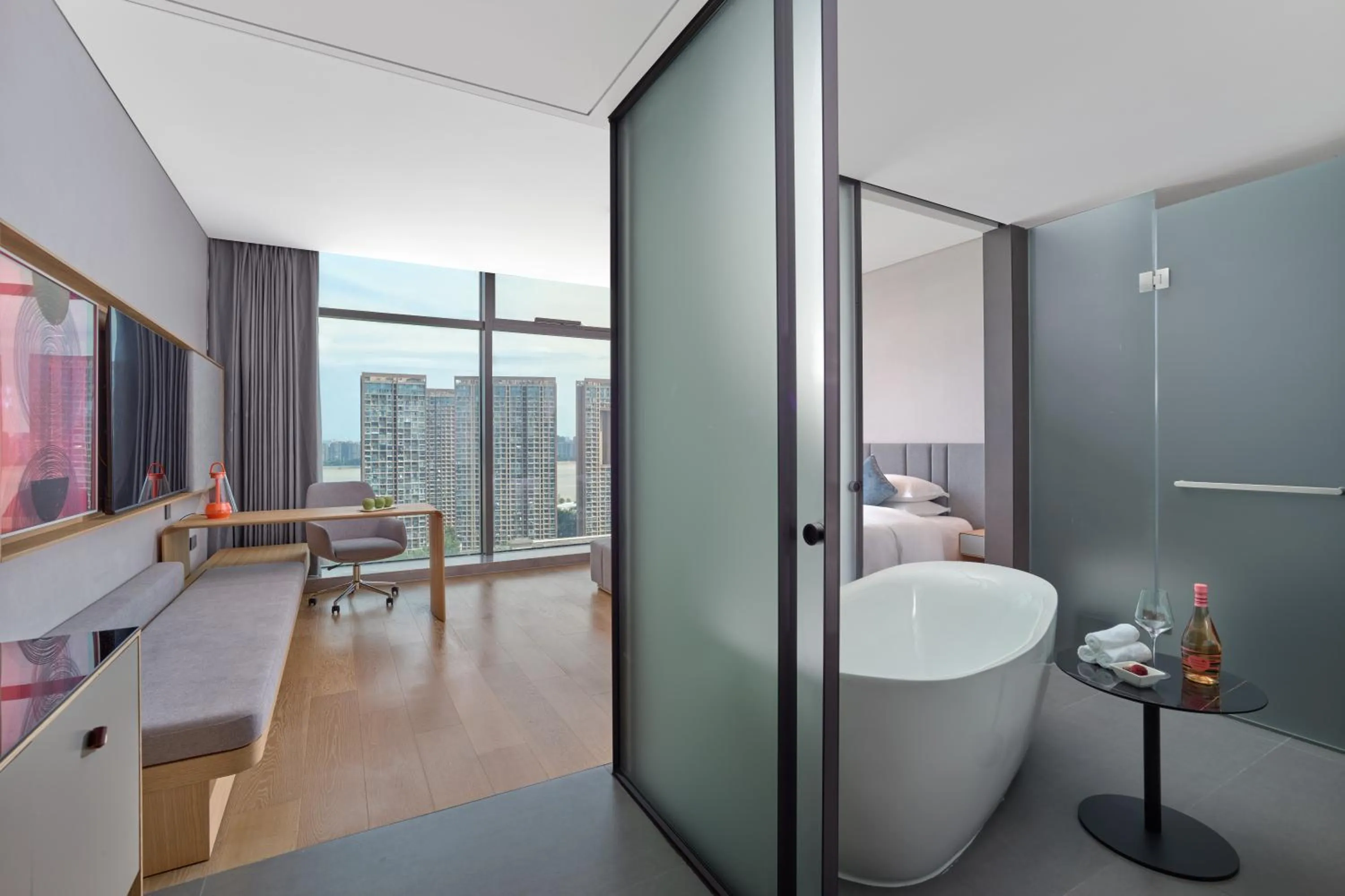 Photo of the whole room in Pagoda Hotel Hangzhou Binjiang