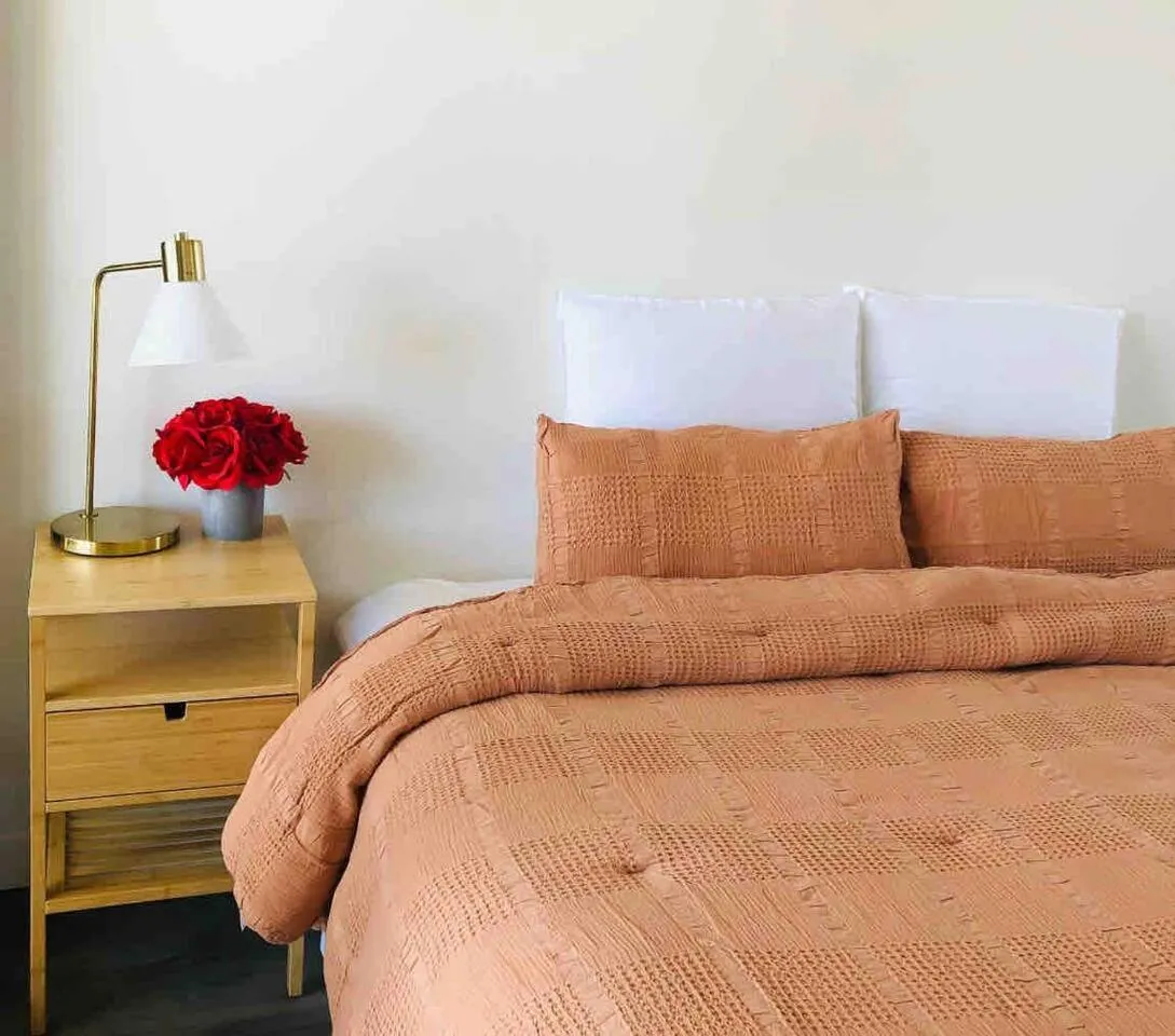 One-Bedroom Apartment in Sky Apartment - Realm Adelaide