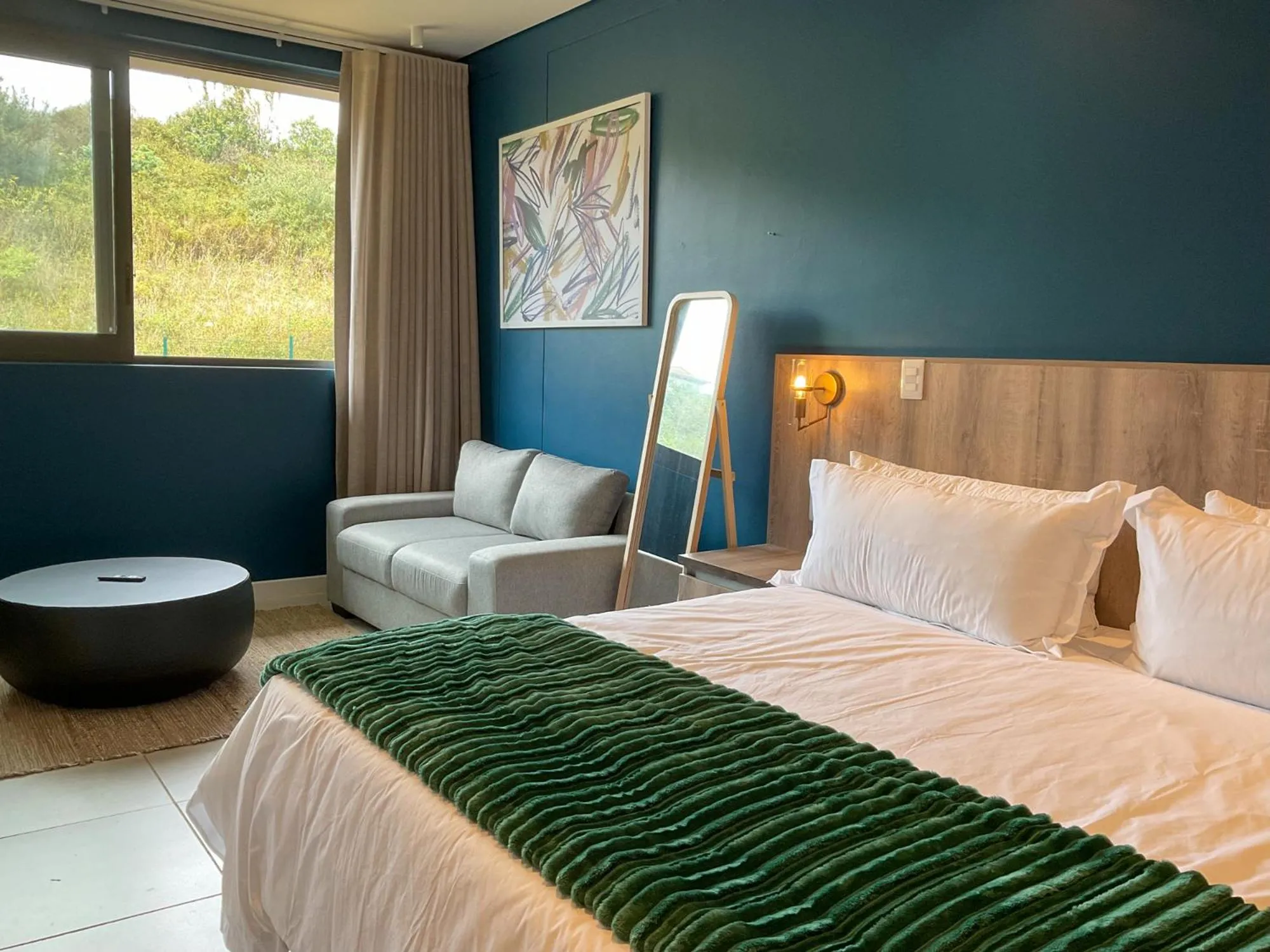 Photo of the whole room, Bed in Zimbali Lakes Boulevard Suite 257