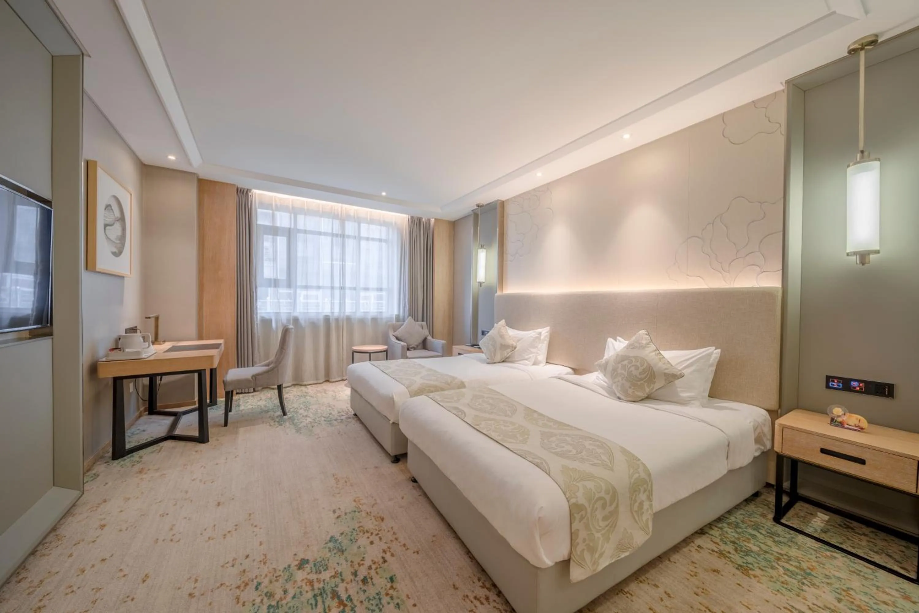 Executive Deluxe Twin Room in Wuhan Hongguang Hotel