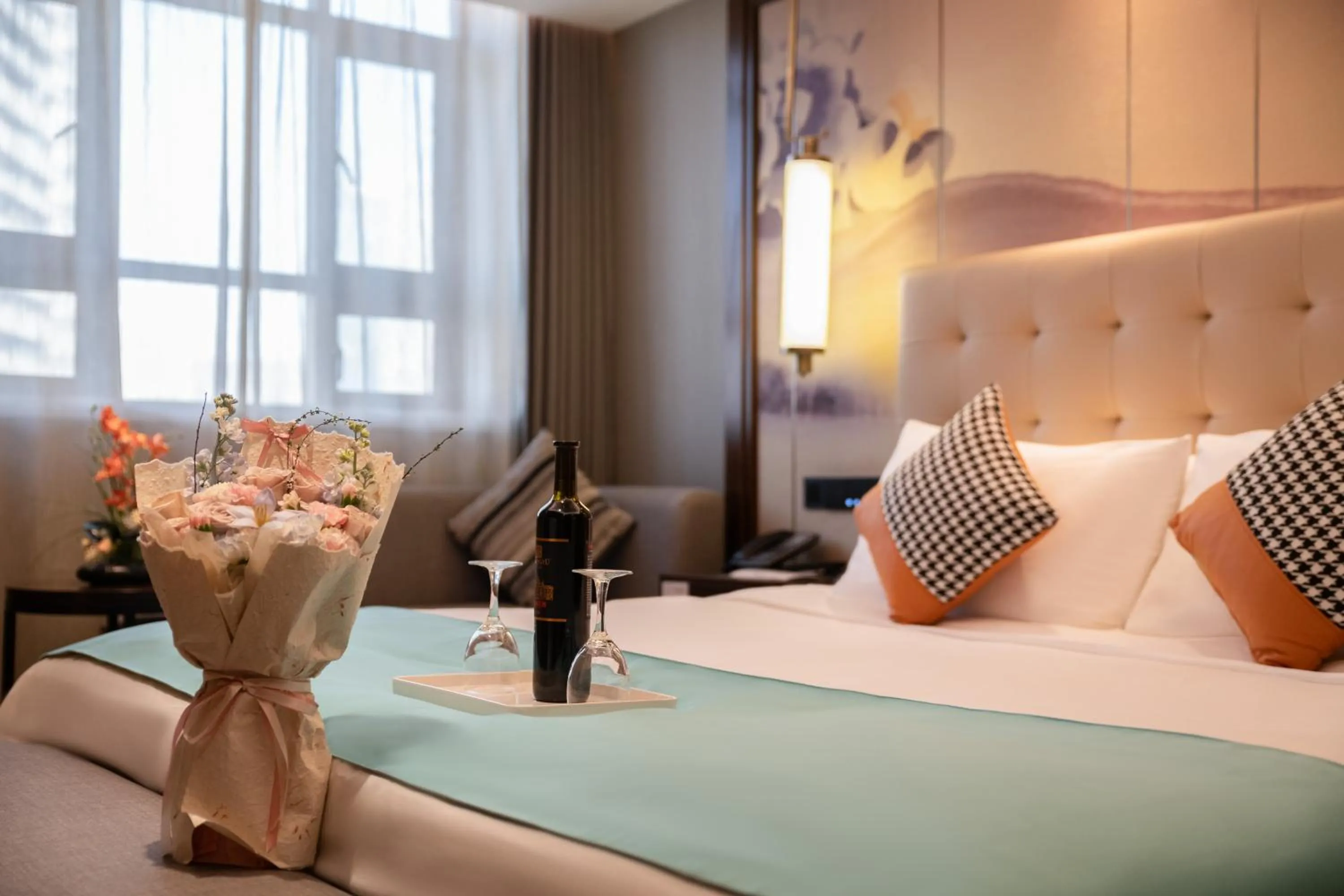 Bed in Wuhan Hongguang Hotel