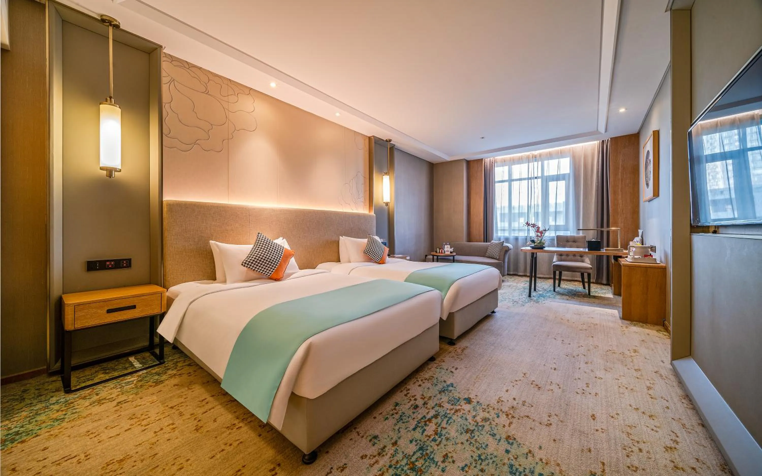 Bed in Wuhan Hongguang Hotel