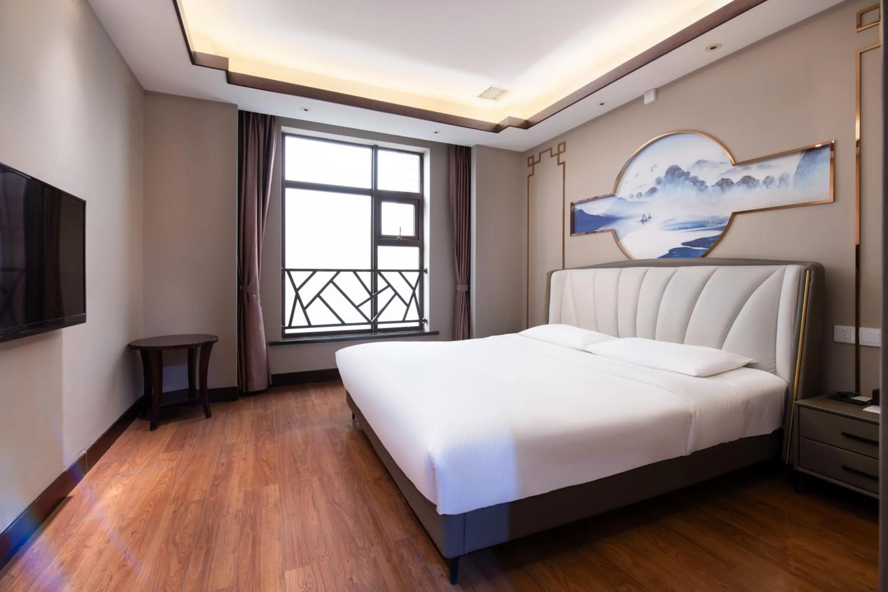 Bed in Wuhan Hongguang Hotel
