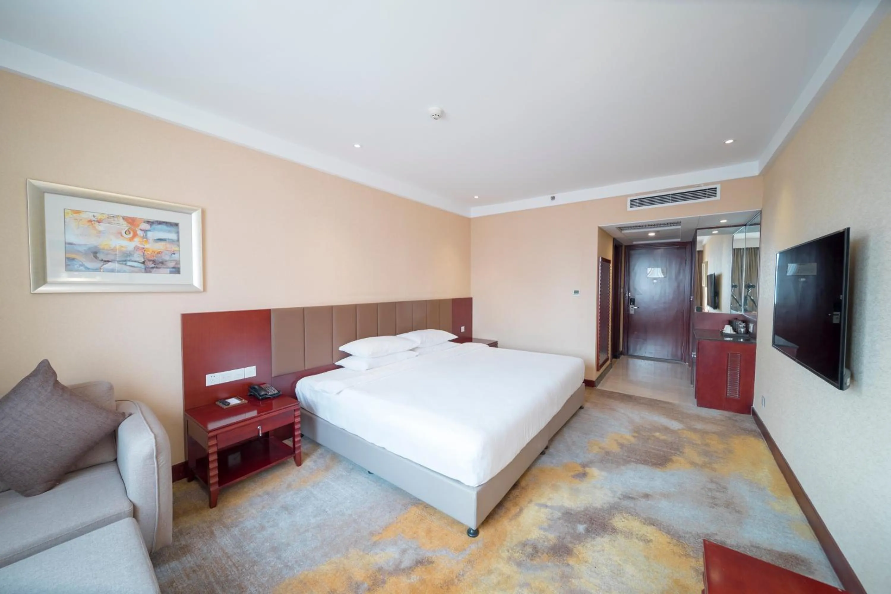 Bedroom, Bed in Wuhan Hongguang Hotel