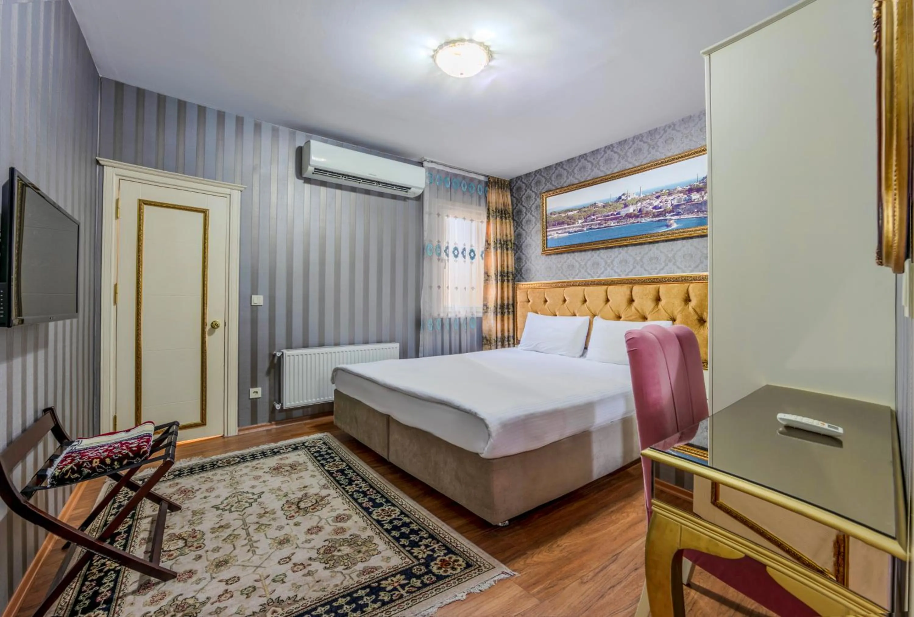 Bed in Lemis Suite Istanbul