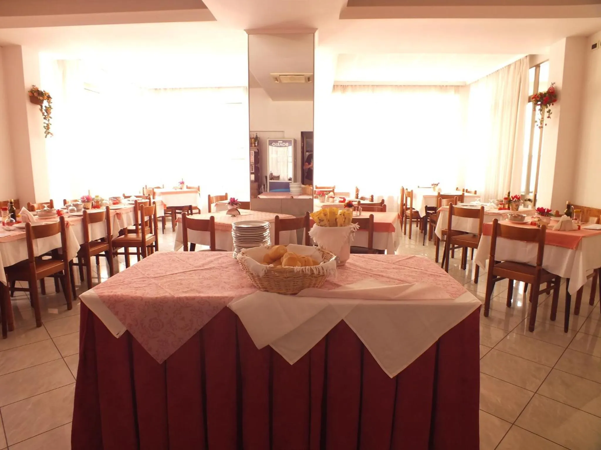 Dining area in Hotel Luana