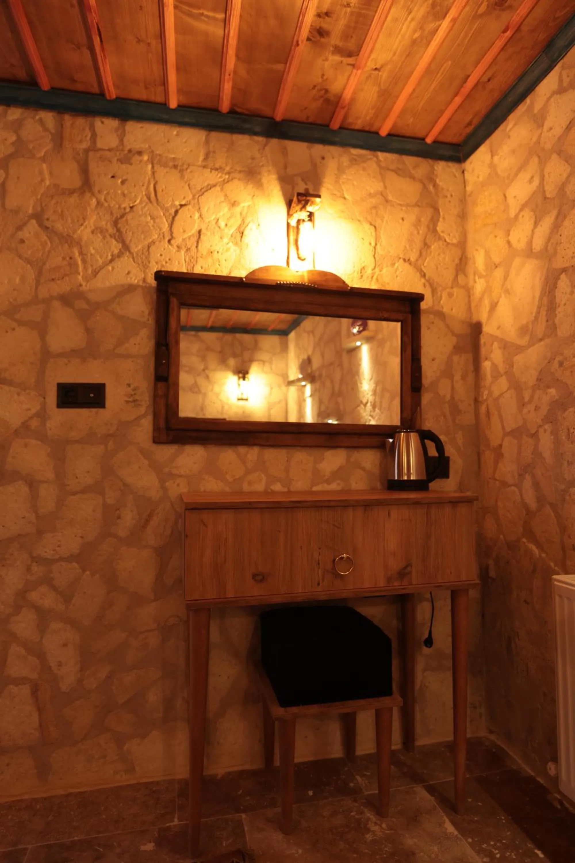 Stone Owl Otel & Restaurant