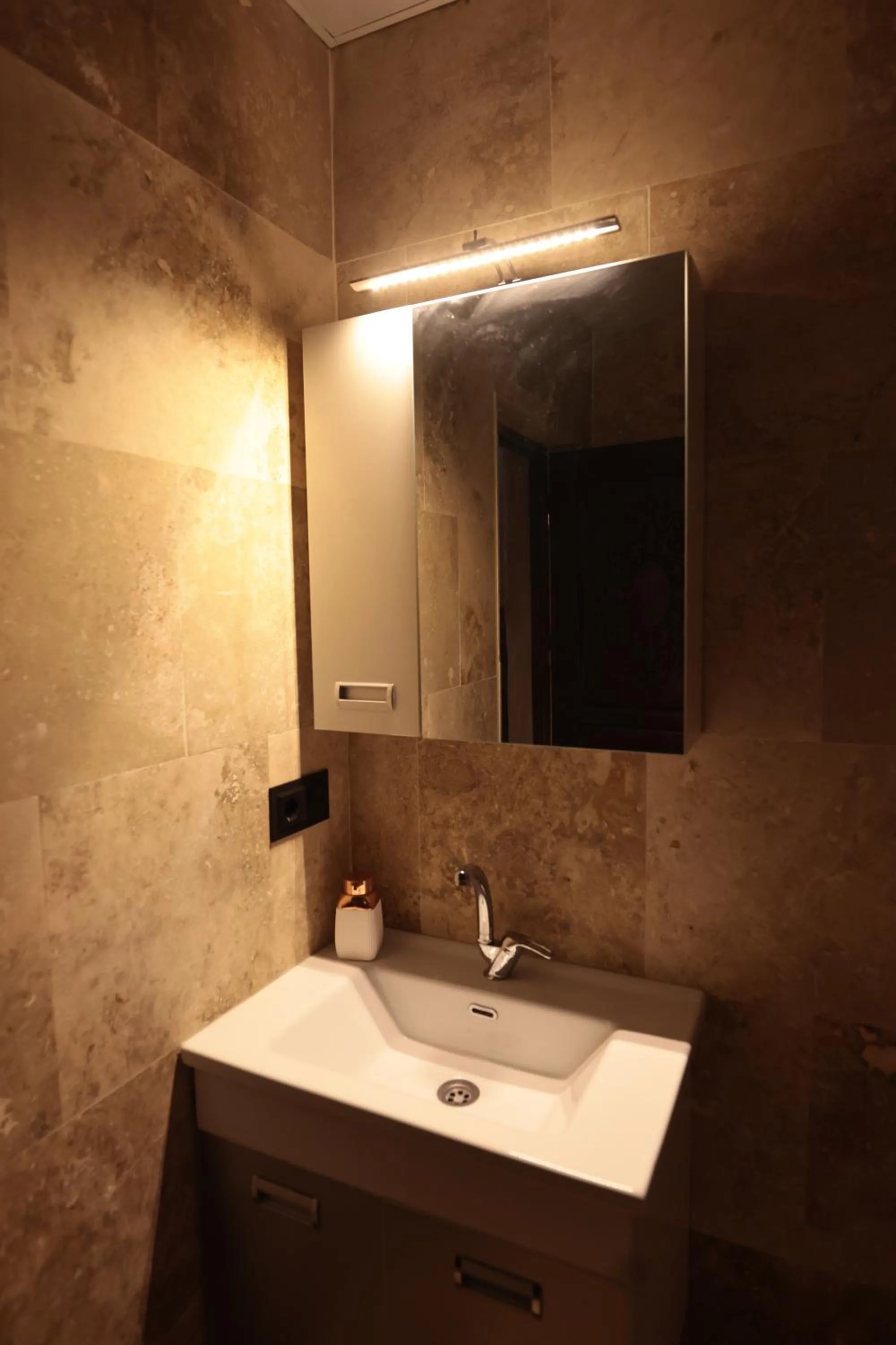 Stone Owl Otel & Restaurant