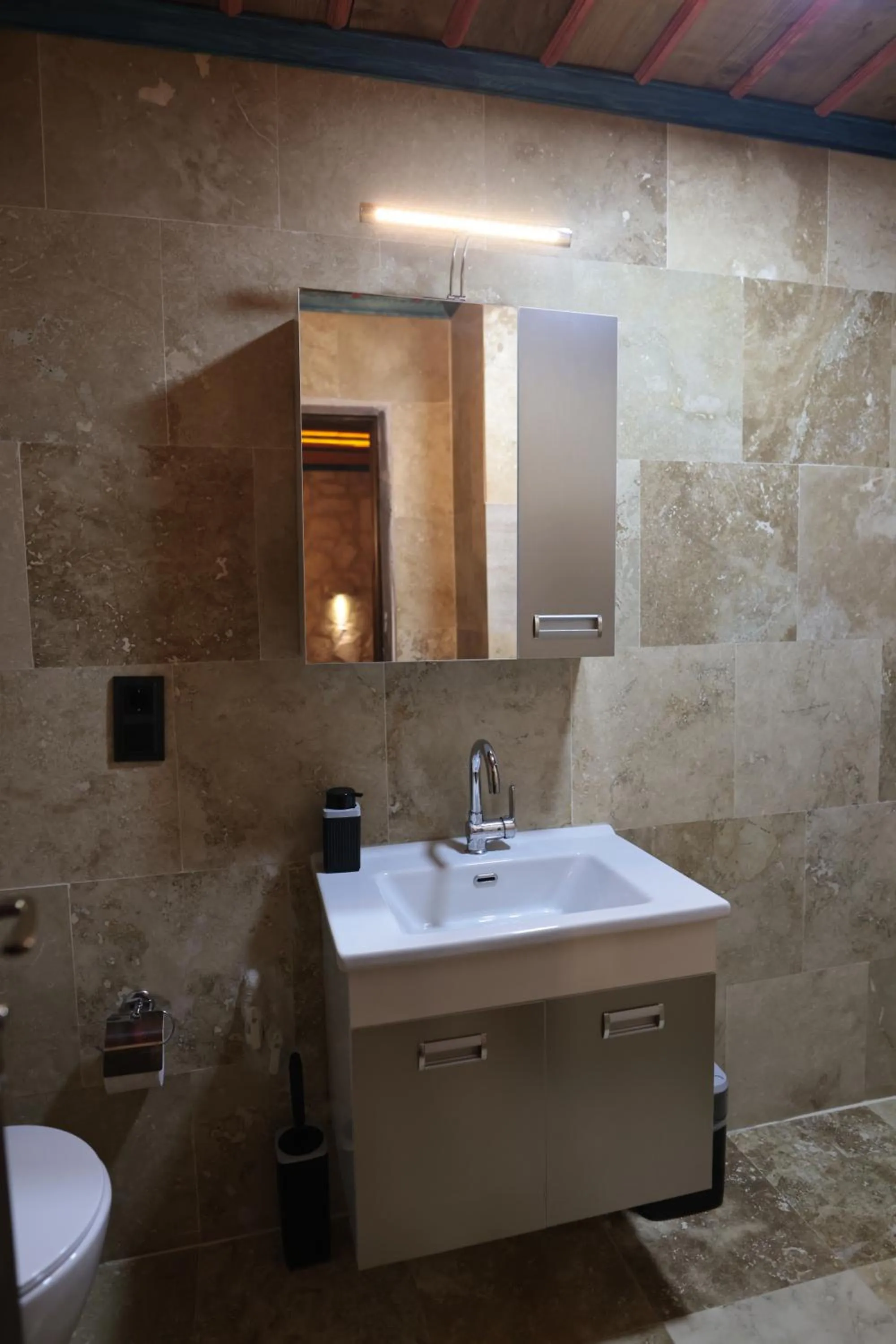 Stone Owl Otel & Restaurant