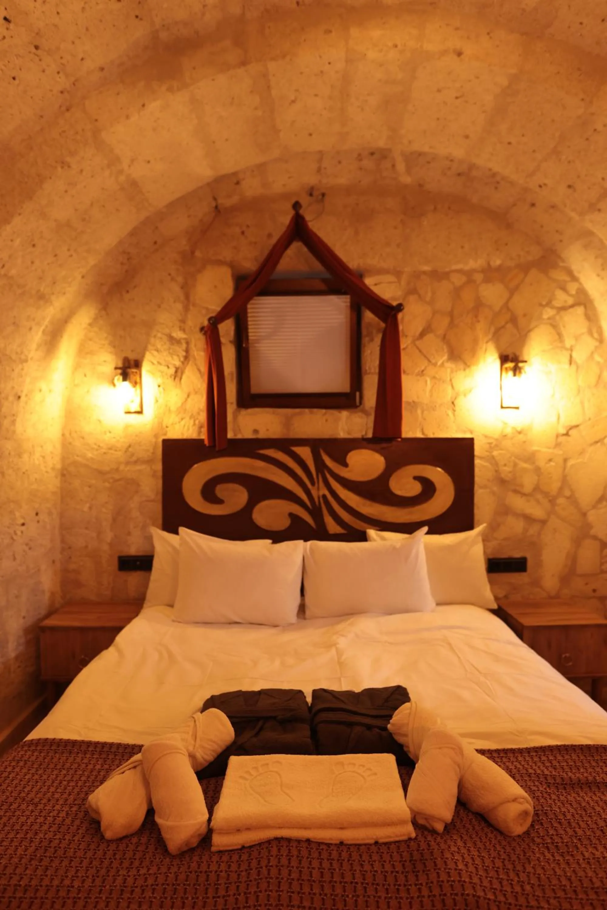 Bed in Stone Owl Otel & Restaurant