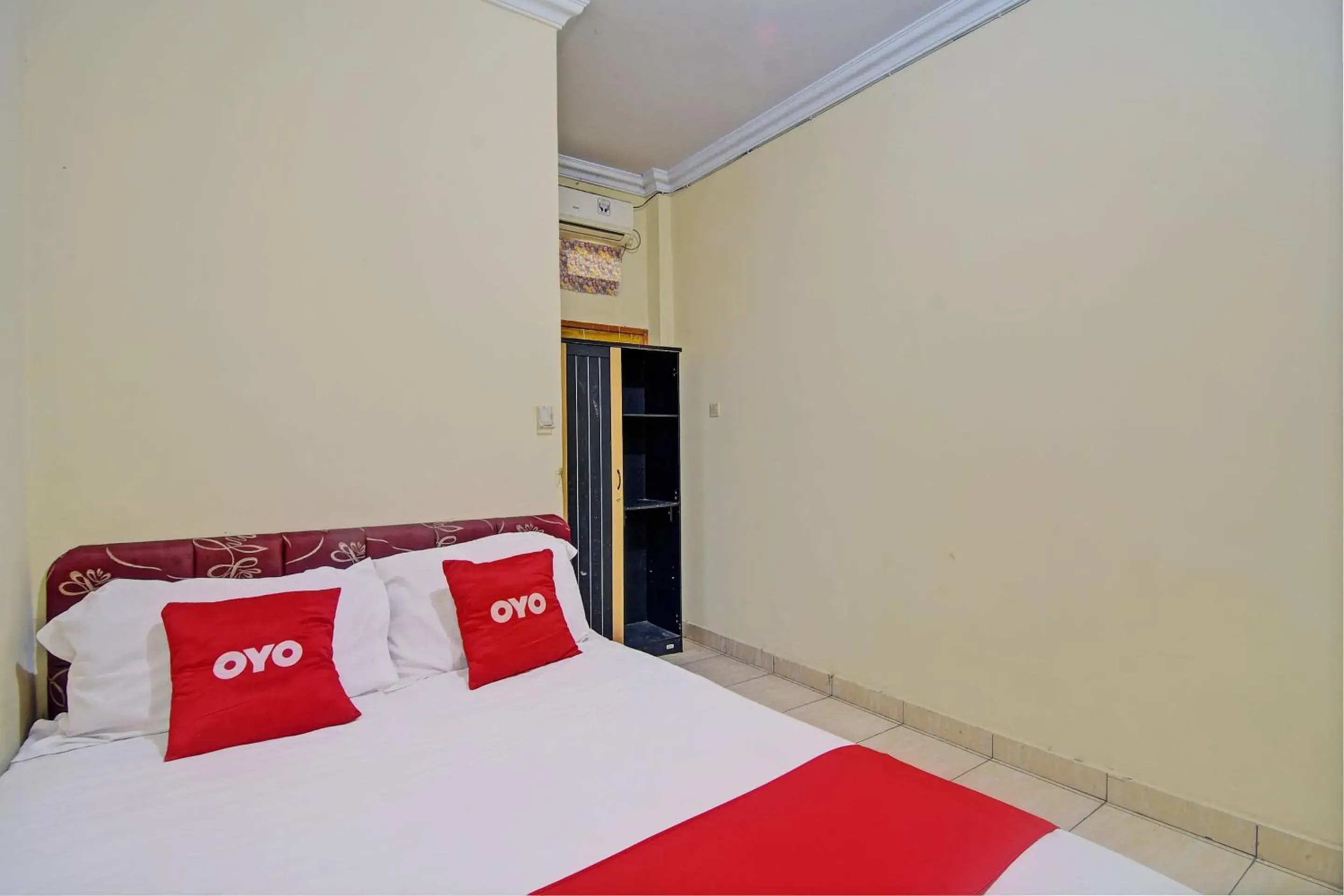 Bedroom, Bed in Hotel O Kost 99 Bedroom, Bed in Hotel O Kost 99