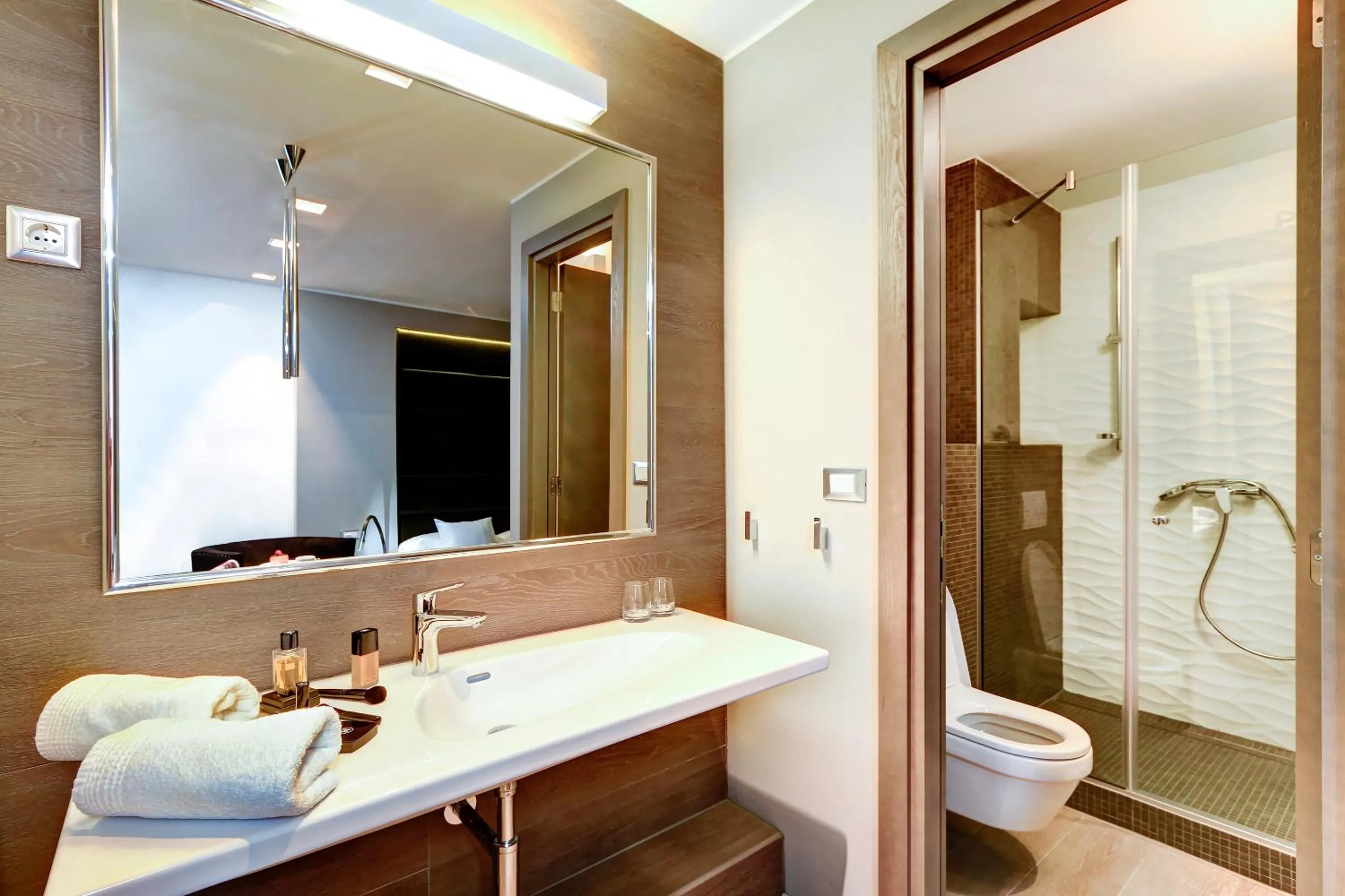 Bathroom in The View Luxury Rooms
