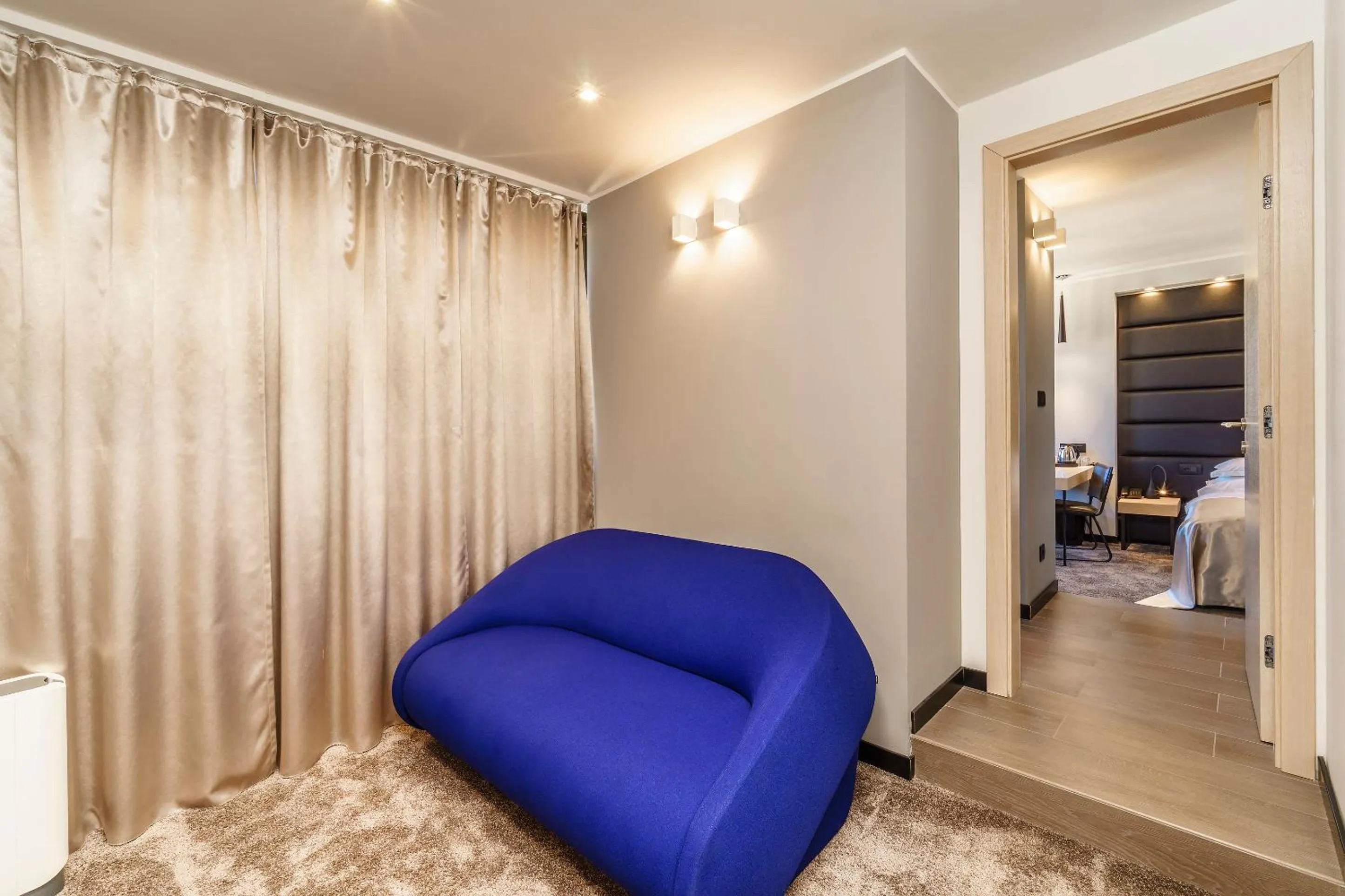 Living room, Bed in The View Luxury Rooms