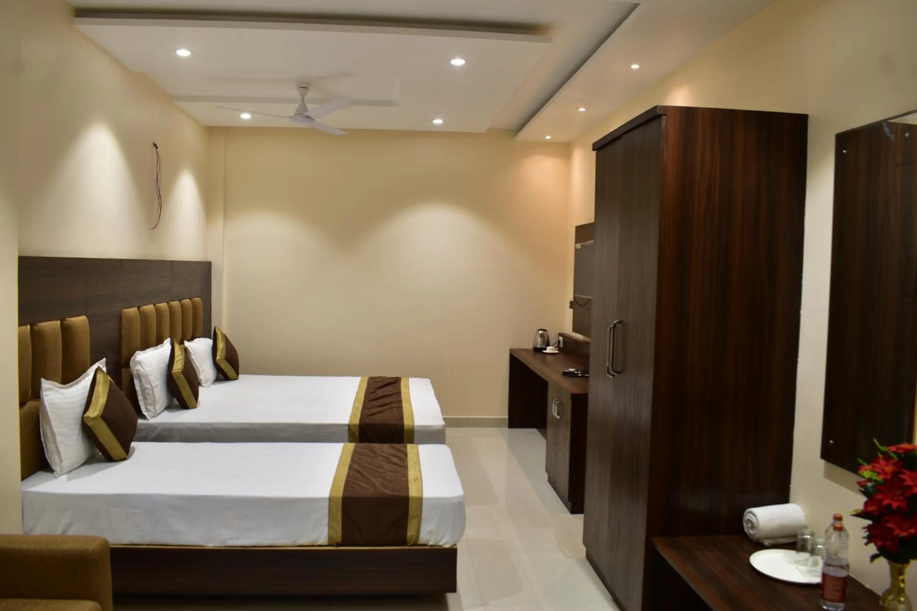 Bed in Hotel Kusum Palace