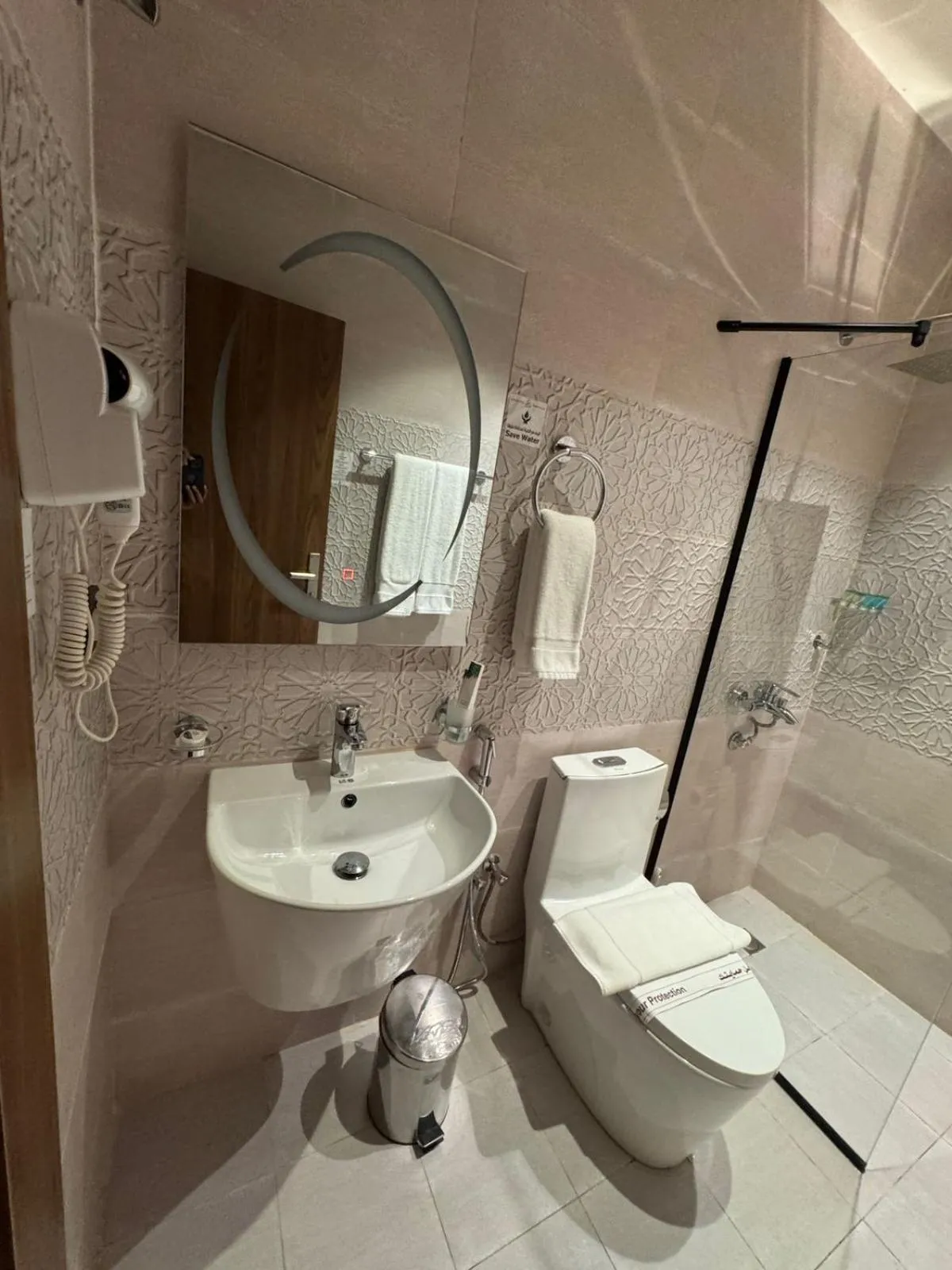 Shower in Niyama Hotel