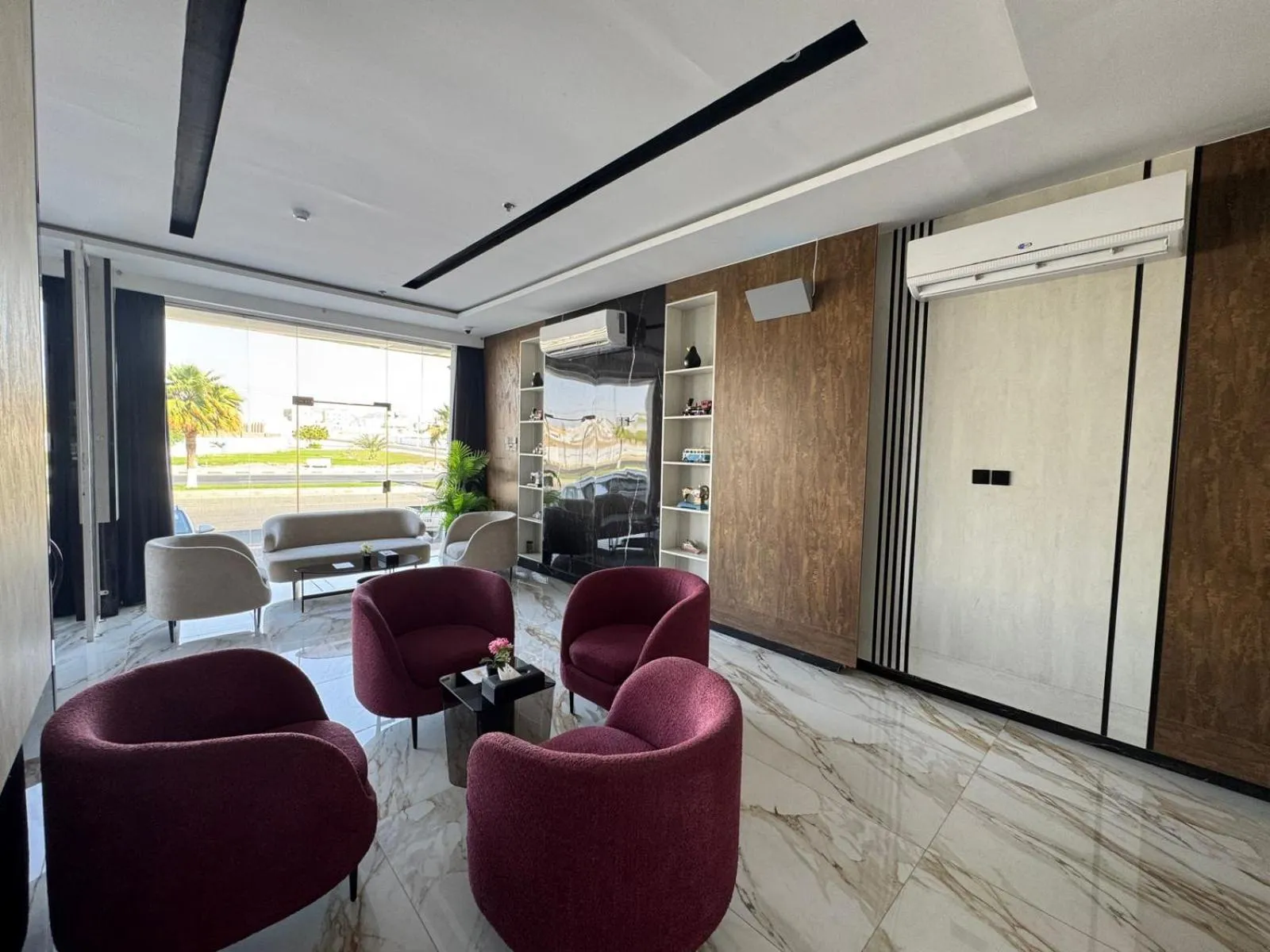 Seating area in Niyama Hotel